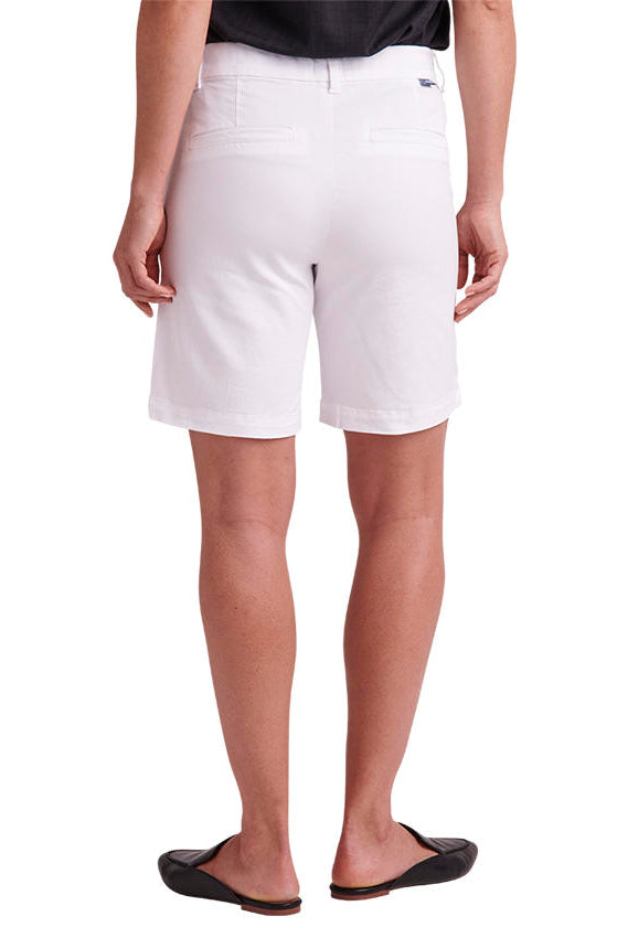 Jag Maddie 8 inch Mid Rise Pull-On Twill Short In White-Bottoms-Jag-Deja Nu Boutique, Women's Fashion Boutique in Lampasas, Texas