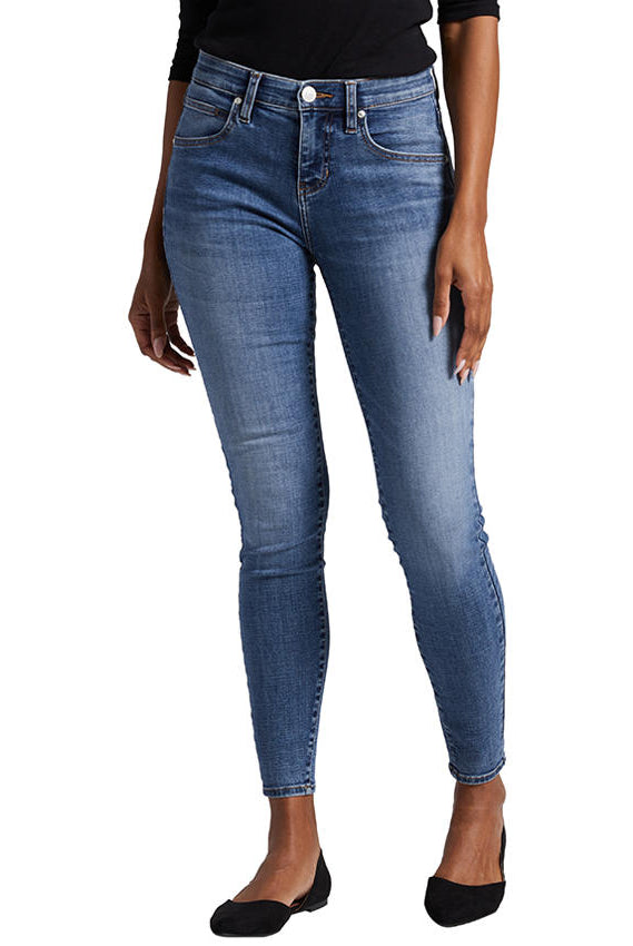 Jag Cecilia Skinny Mid Rise Jean In Sky Blue-Jeans-Jag-Deja Nu Boutique, Women's Fashion Boutique in Lampasas, Texas