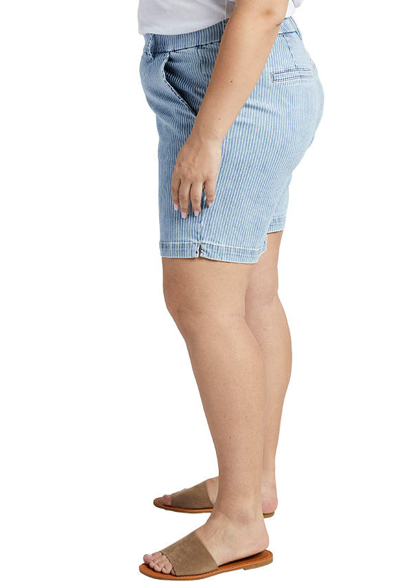 Jag Maddie 8'' Pull On Pin Stripe Short In Bleached Stripe Plus-Curvy/Plus Bottoms-Jag-Deja Nu Boutique, Women's Fashion Boutique in Lampasas, Texas