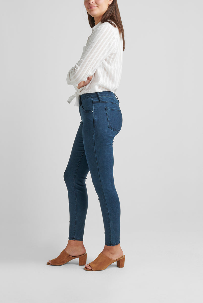 Jag Mid Rise Cecelia Skinny In Castle Rock-Jeans-Jag-Deja Nu Boutique, Women's Fashion Boutique in Lampasas, Texas