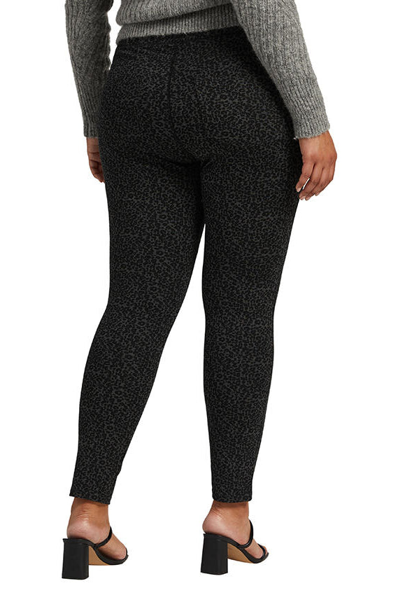 Jag Mid Rise Ricki Legging In Cheetah Plus-Curvy/Plus Bottoms-Jag-Deja Nu Boutique, Women's Fashion Boutique in Lampasas, Texas