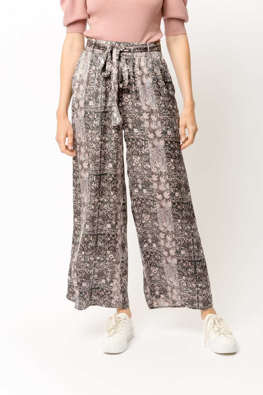 Mystree Lettuce Hem Mock Neck Pullover In Heather Grey-Tops-Mystree-Deja Nu Boutique, Women's Fashion Boutique in Lampasas, Texas