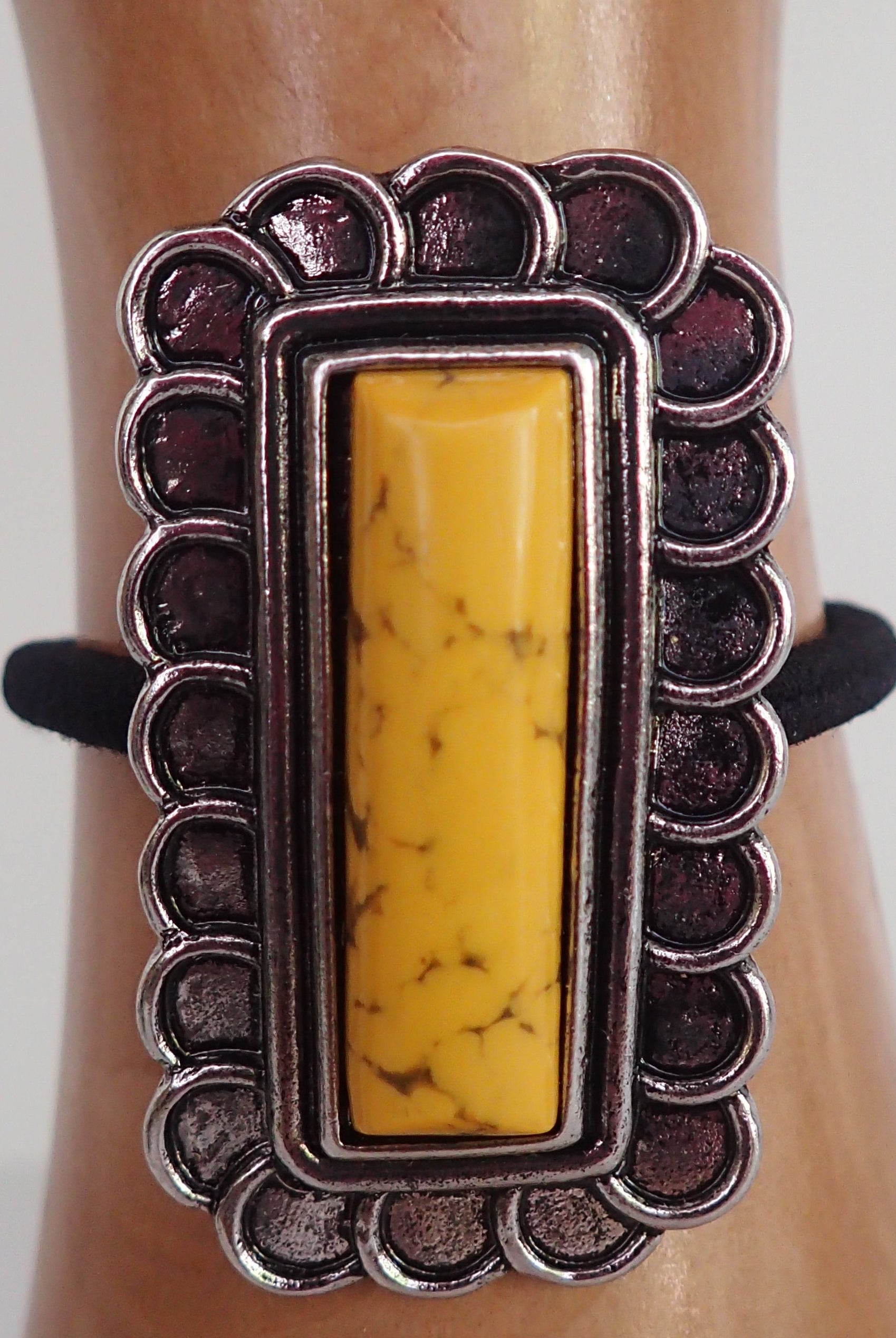 Tanie Rectangle Center Stone Encased In Silver Hair Tie -Three Colors-Hair Ties-Tanie-Deja Nu Boutique, Women's Fashion Boutique in Lampasas, Texas