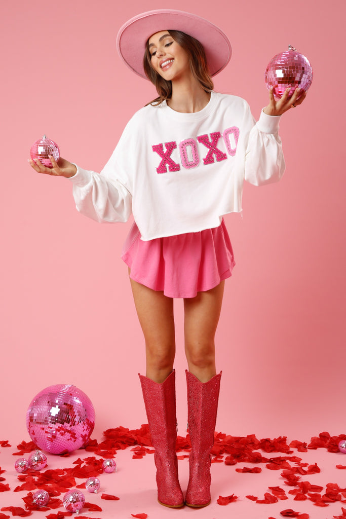 XOXO Crop Sweatshirt - Women's Boutique - Deja Nu