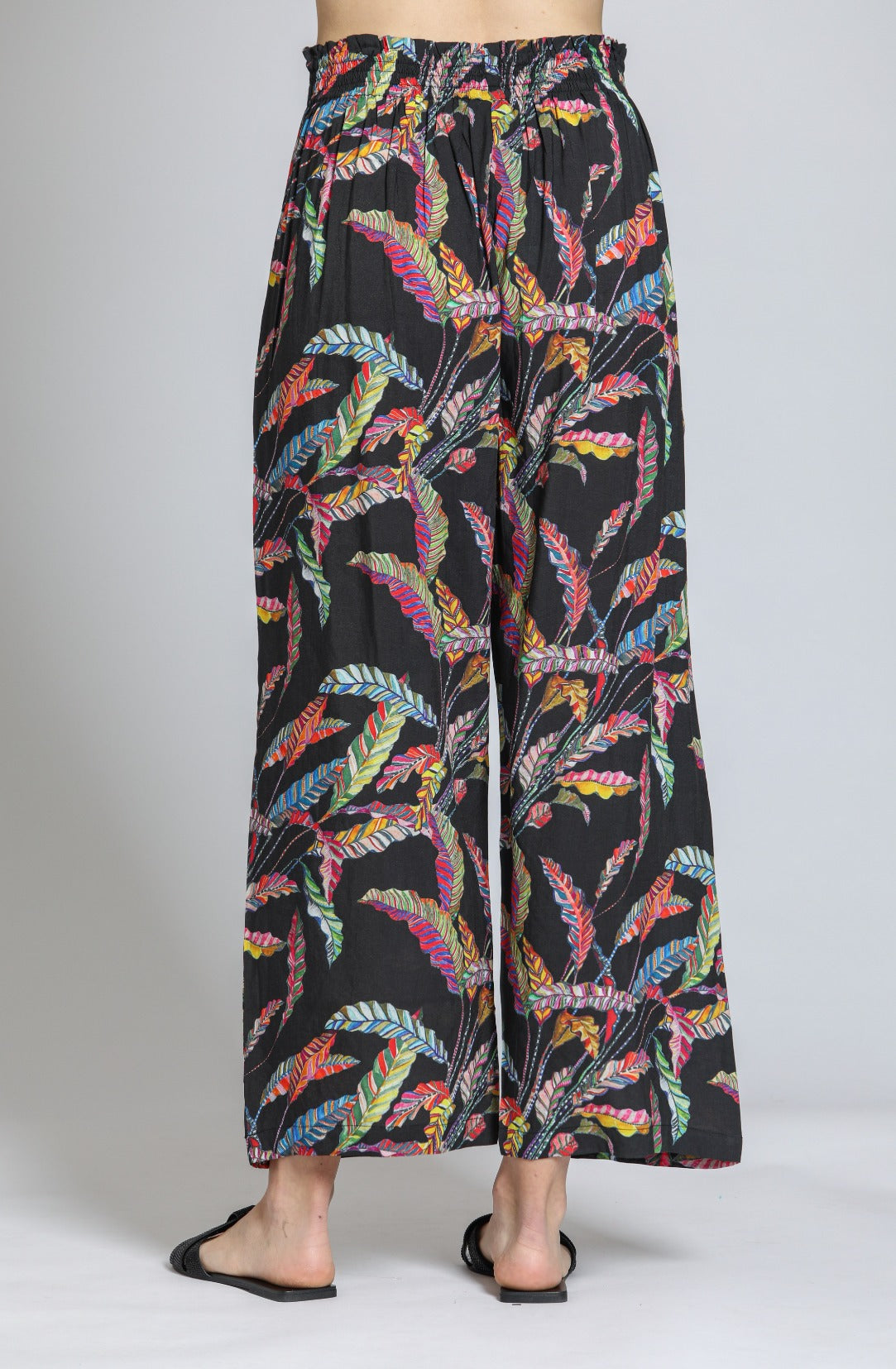 APNY Crop Wide Leg Pant – Black Multi-Bottoms-APNY-Deja Nu Boutique, Women's Fashion Boutique in Lampasas, Texas