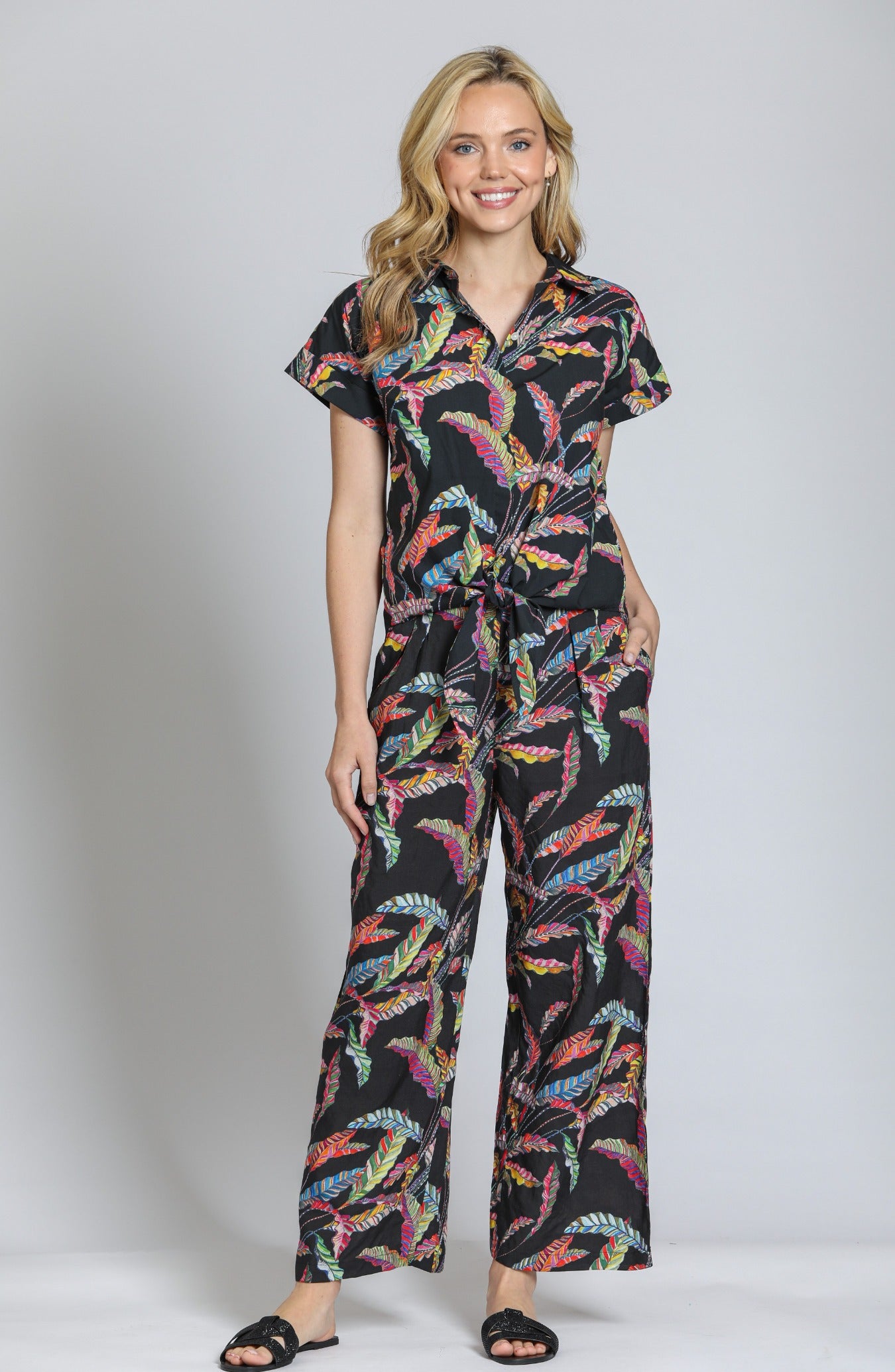 APNY Crop Wide Leg Pant – Black Multi-Bottoms-APNY-Deja Nu Boutique, Women's Fashion Boutique in Lampasas, Texas