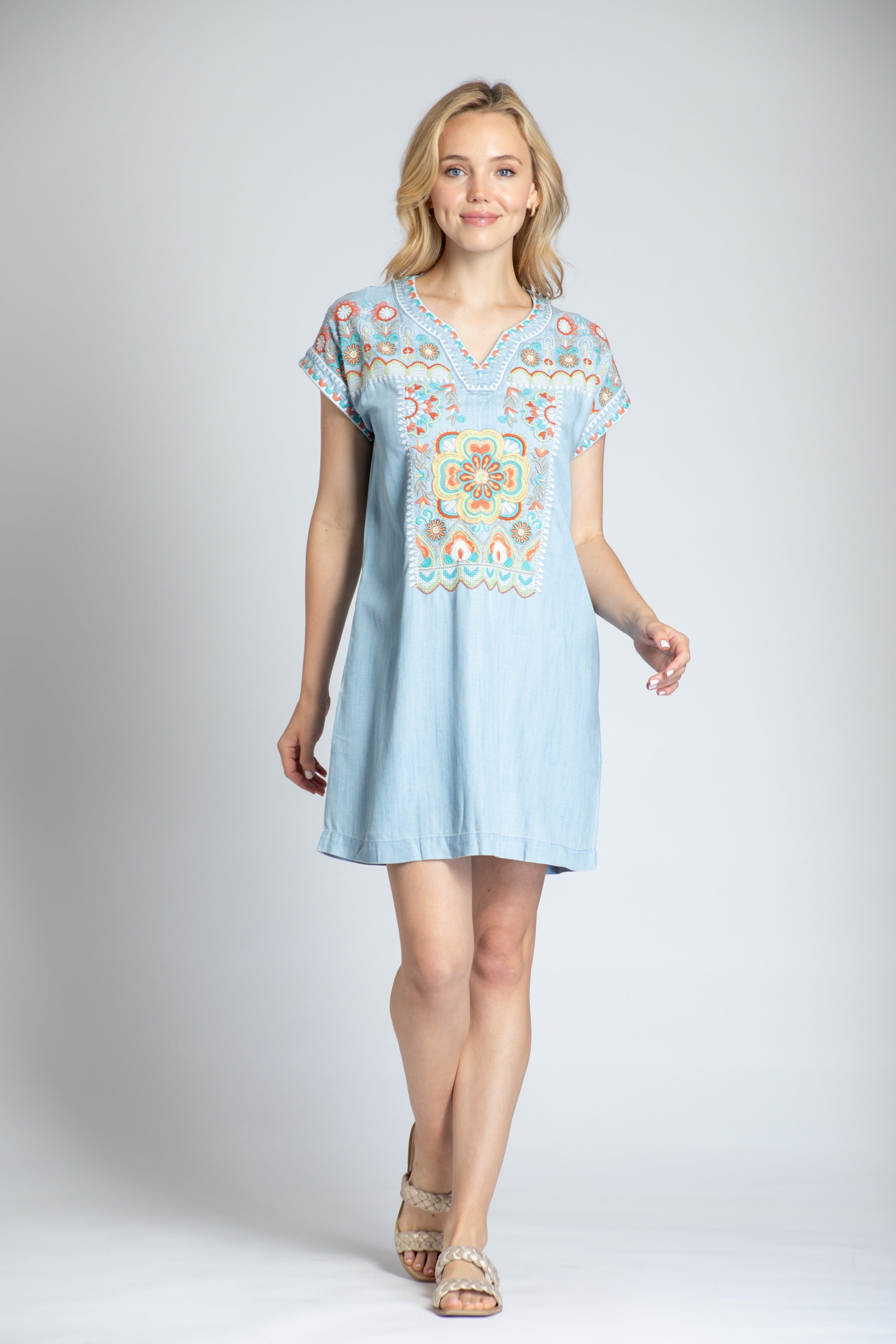 APNY Embroidered Boho Inspired Dress-Dresses-APNY-Deja Nu Boutique, Women's Fashion Boutique in Lampasas, Texas