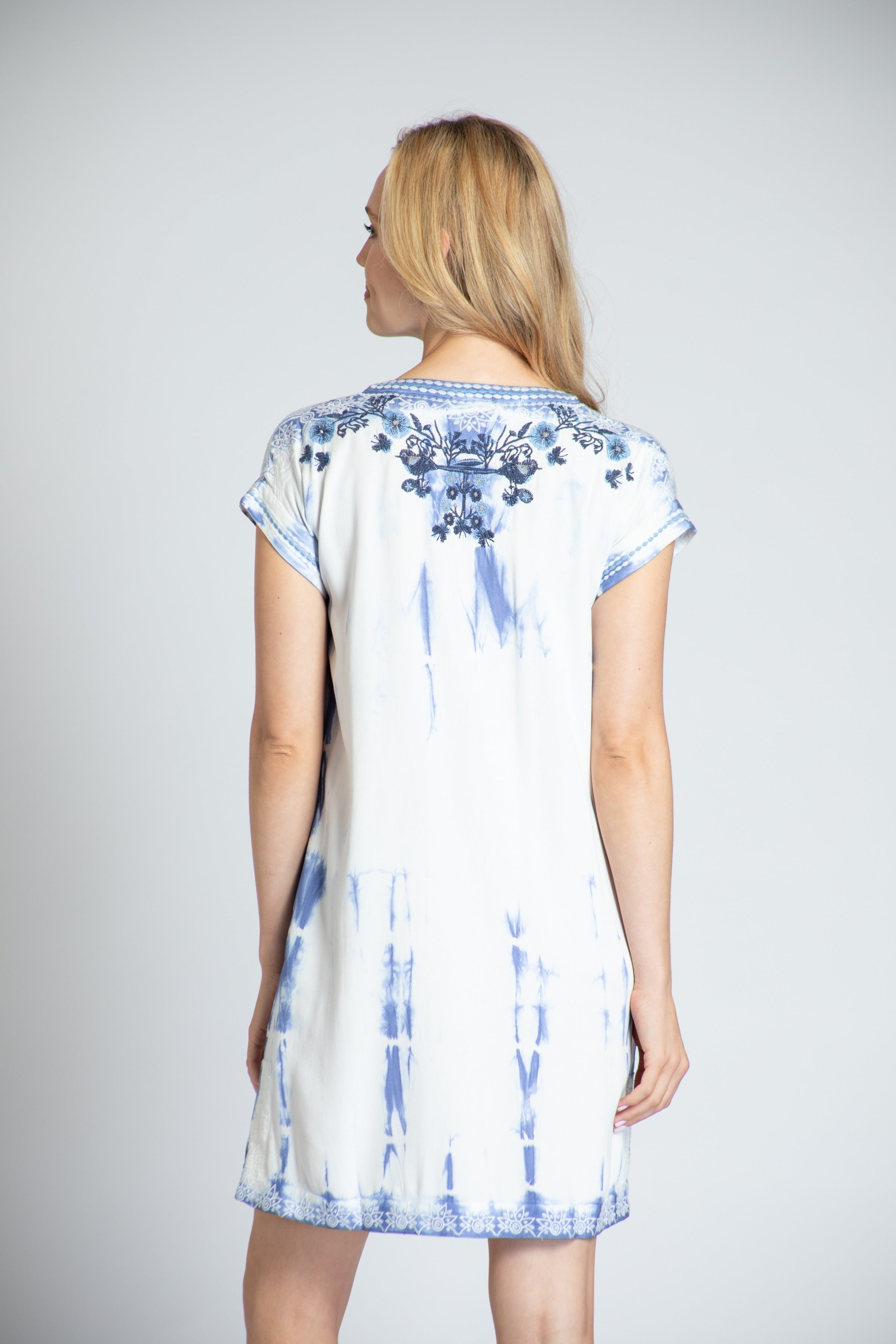 APNY Short Sleeve Indigo Tie-Dye Dress With Bird Embroidery-Dresses-APNY-Deja Nu Boutique, Women's Fashion Boutique in Lampasas, Texas