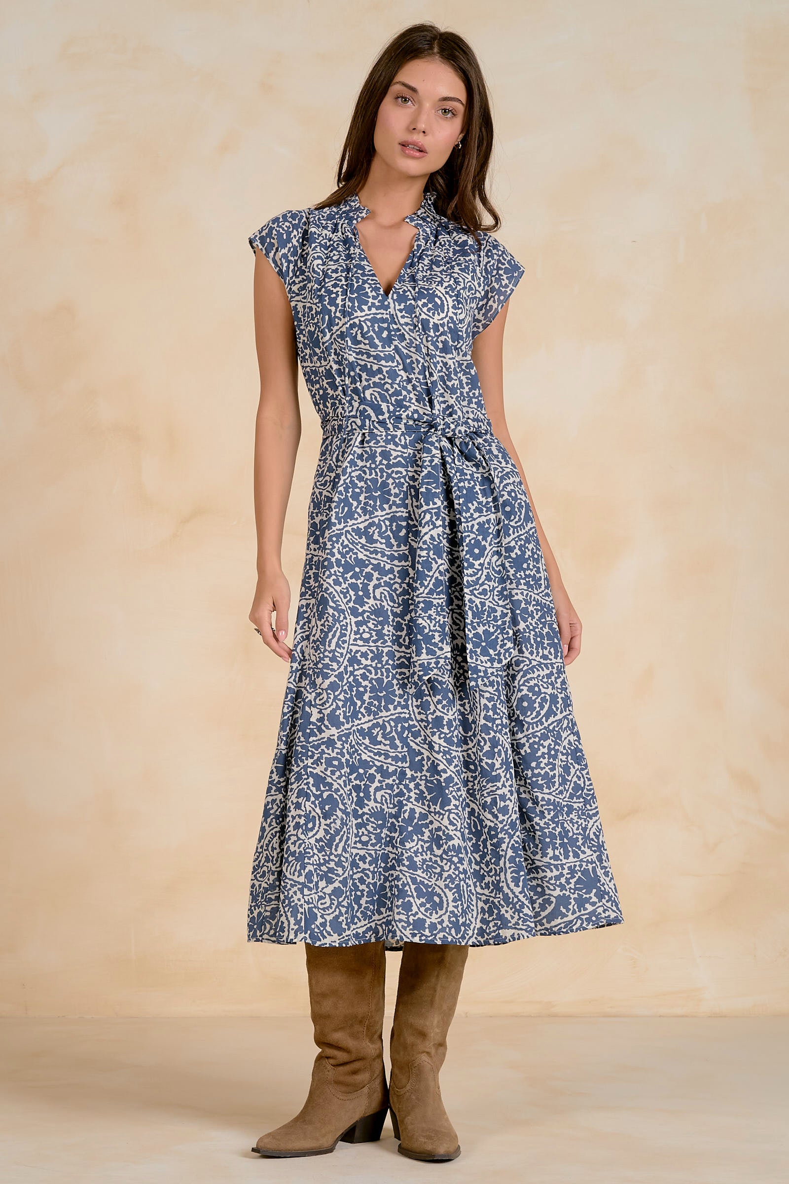 Elan Navy Nomadia Maxi V-Neck Cap Sleeve Dress-Maxi Dresses-elan-Deja Nu Boutique, Women's Fashion Boutique in Lampasas, Texas