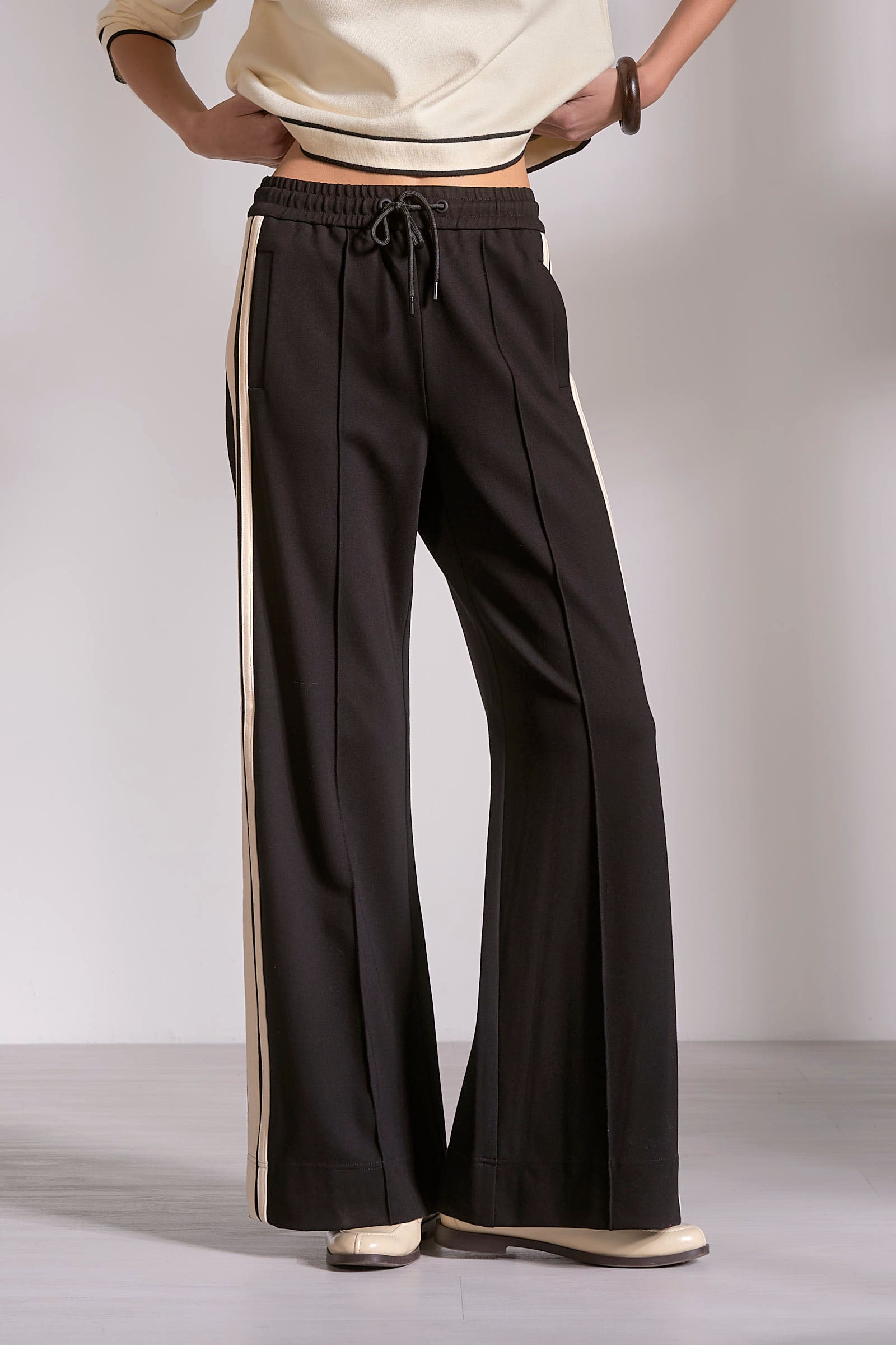 Elan Black Natural Track Pants-Pants-Elan-Deja Nu Boutique, Women's Fashion Boutique in Lampasas, Texas
