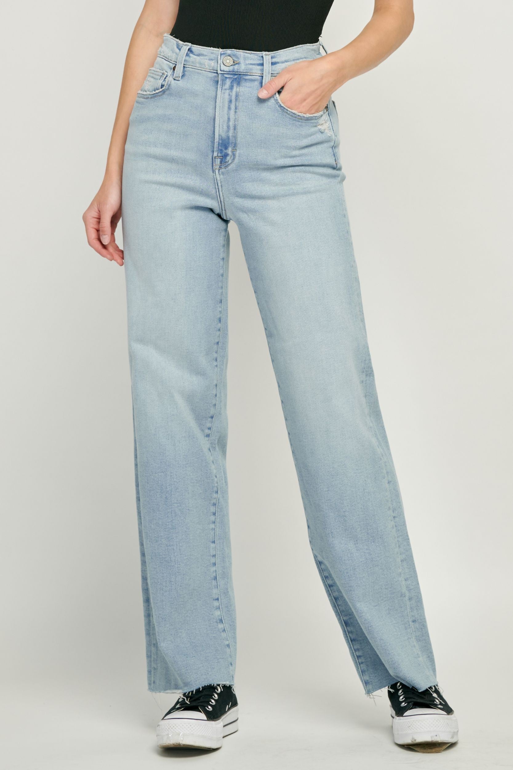 Hidden Logan High Rise Dad Jean 31” Inseam In Light Blue-Bottoms-Hidden-Deja Nu Boutique, Women's Fashion Boutique in Lampasas, Texas