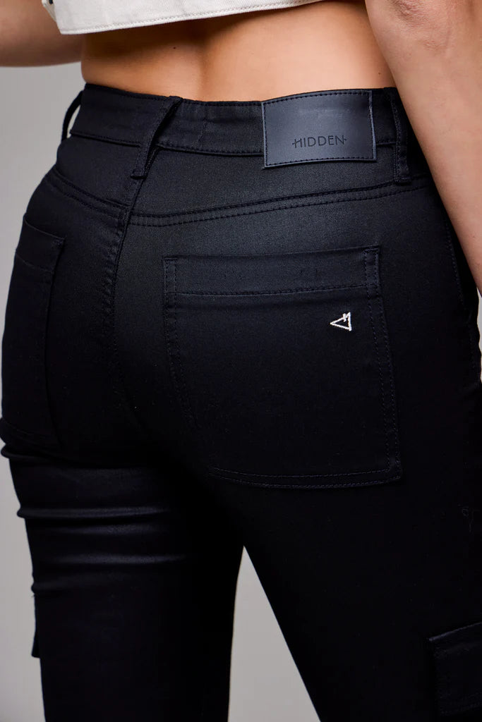 Hidden Quinn Black Coated Cargo Cigarette Skinny-Jeans-Hidden-Deja Nu Boutique, Women's Fashion Boutique in Lampasas, Texas