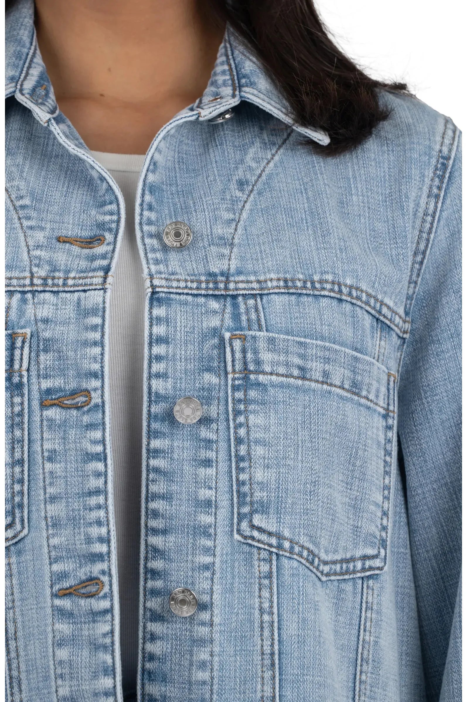 Kut From The Kloth Bailey Button Front Denim Jacket – Light Wash-Jackets-Kut from the Kloth-Deja Nu Boutique, Women's Fashion Boutique in Lampasas, Texas