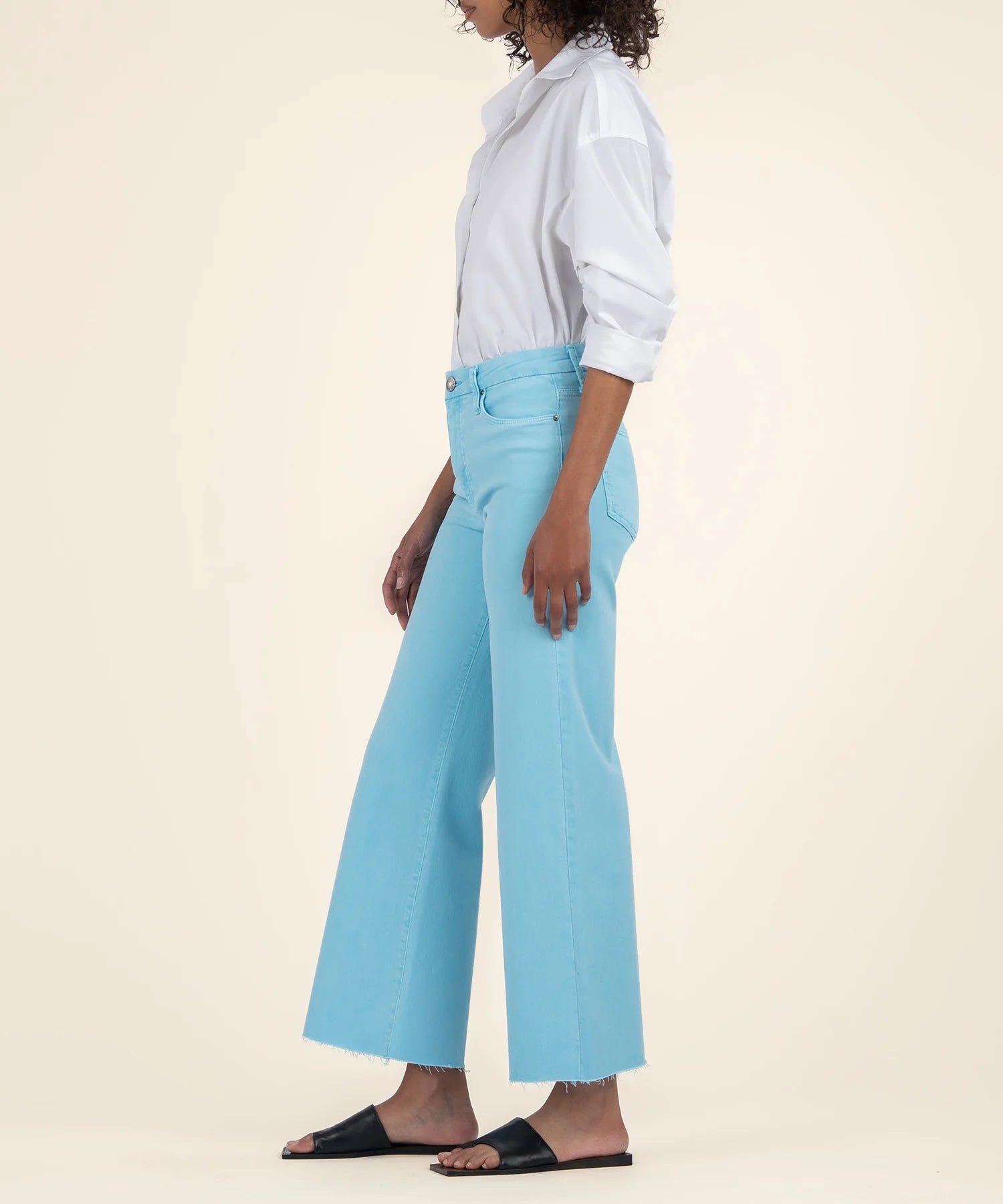 Kut from the Kloth Meg High Rise Fab AB Wide Leg Raw Hem – Capri Blue-Jeans-Kut from the Kloth-Deja Nu Boutique, Women's Fashion Boutique in Lampasas, Texas