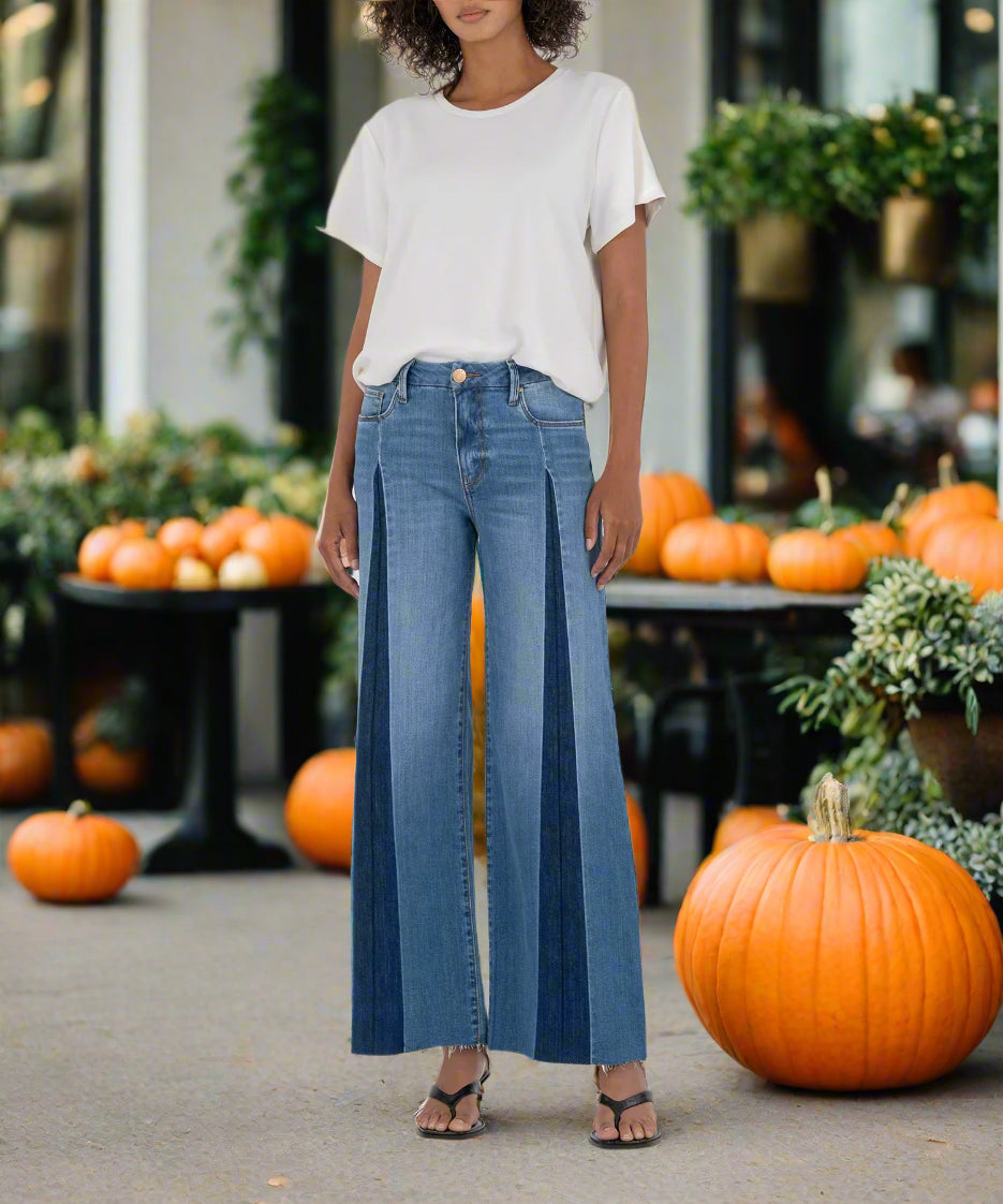 Kut from the Kloth Meg High Rise Pleated Wide Leg Jeans with Shadow Panels-Jeans-Kut from the Kloth-Deja Nu Boutique, Women's Fashion Boutique in Lampasas, Texas