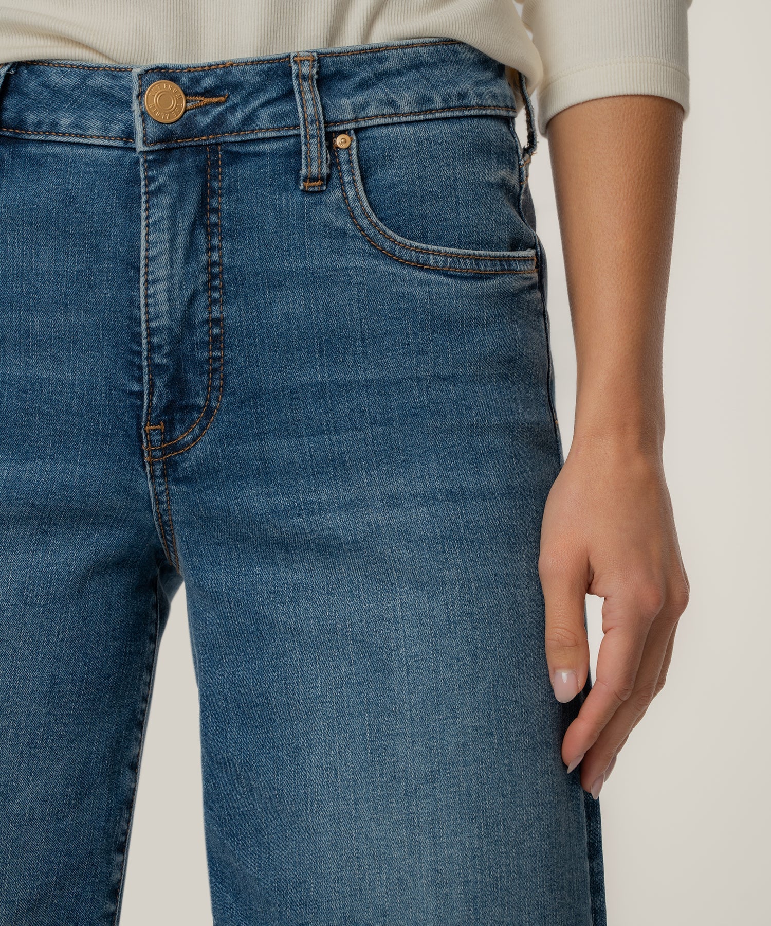 Kut from the Kloth Maya High Rise Fab Ab Wide Leg Jeans In Generous Wash-Jeans-Kut from the Kloth-Deja Nu Boutique, Women's Fashion Boutique in Lampasas, Texas
