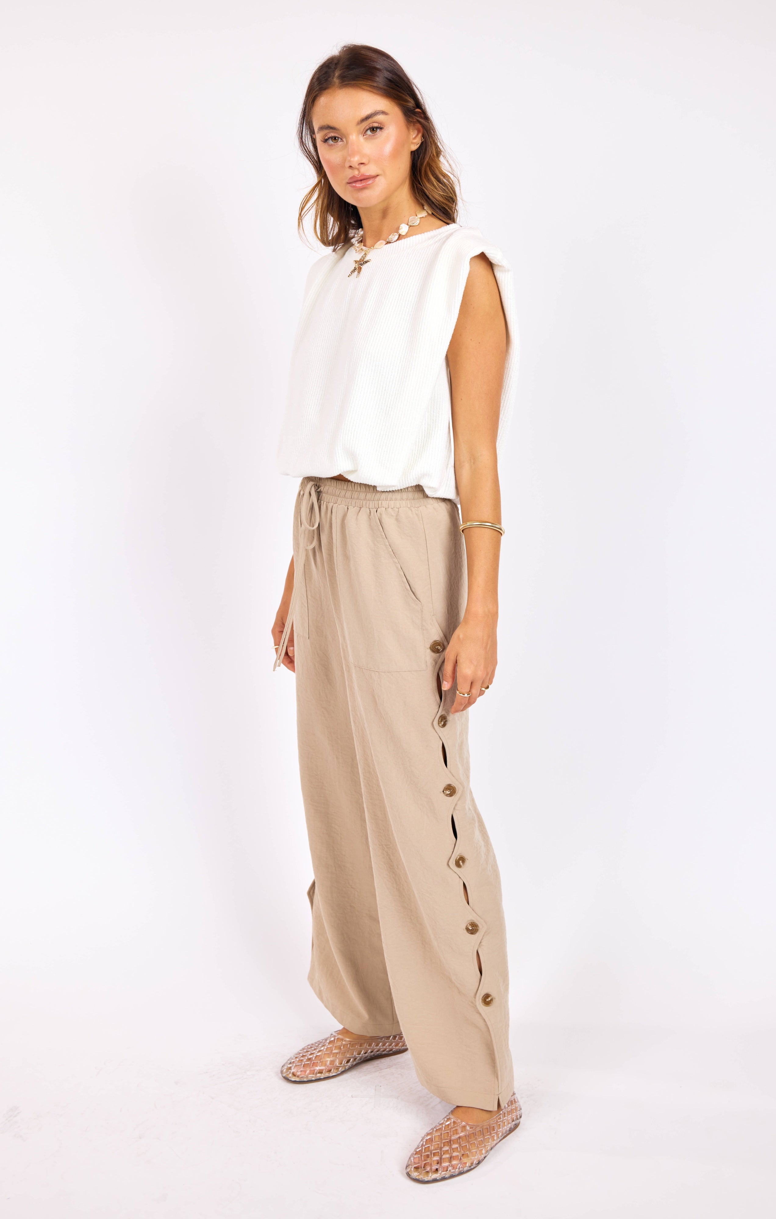 Sadie & Sage Natural Roots Button Pants in Khaki-Pants-Sadie & Sage-Deja Nu Boutique, Women's Fashion Boutique in Lampasas, Texas
