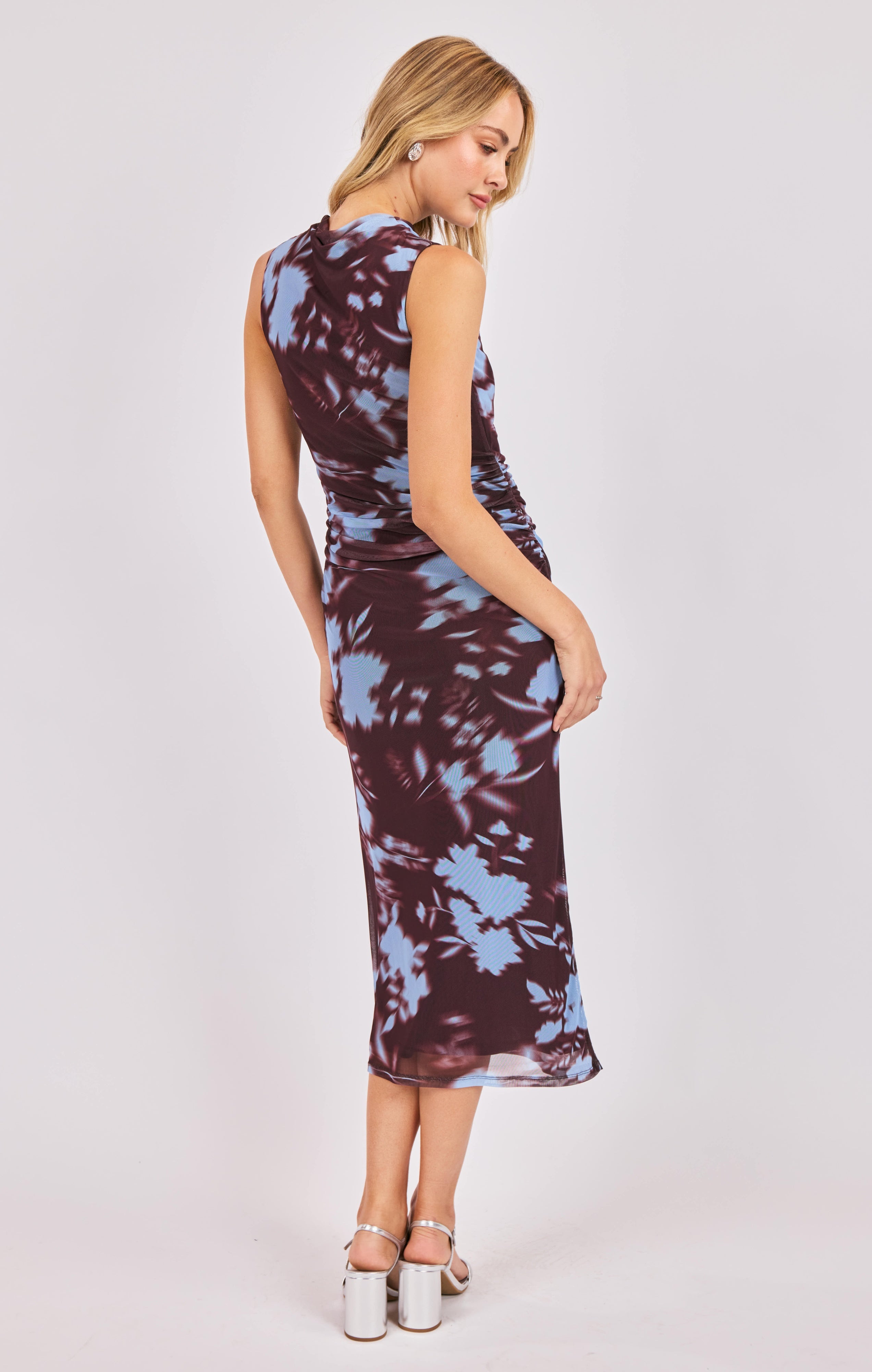 Sadie & Sage Urban Siren Ruched Midi Dress in Brown Blue-Midi Dresses-Sadie & Sage-Deja Nu Boutique, Women's Fashion Boutique in Lampasas, Texas