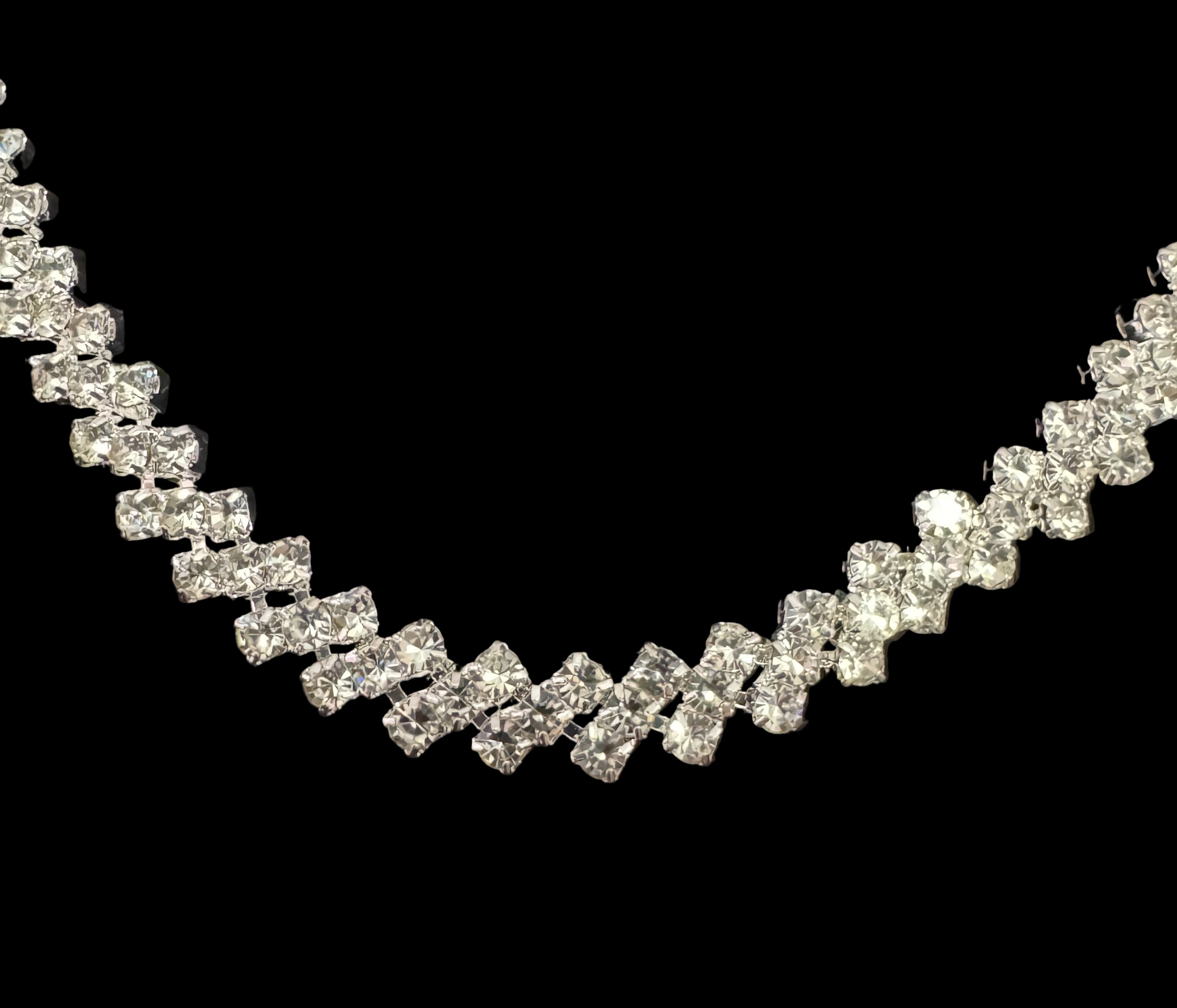 Silver Crystal Necklace & Earring Set-Necklace Set-Deja Nu Tx-Deja Nu Boutique, Women's Fashion Boutique in Lampasas, Texas
