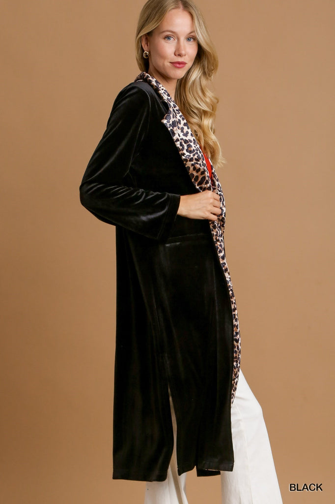 Umgee Black Velvet Duster Kimono With Contrast Leopard Detail-Cardigans & Kimonos-Umgee-Deja Nu Boutique, Women's Fashion Boutique in Lampasas, Texas