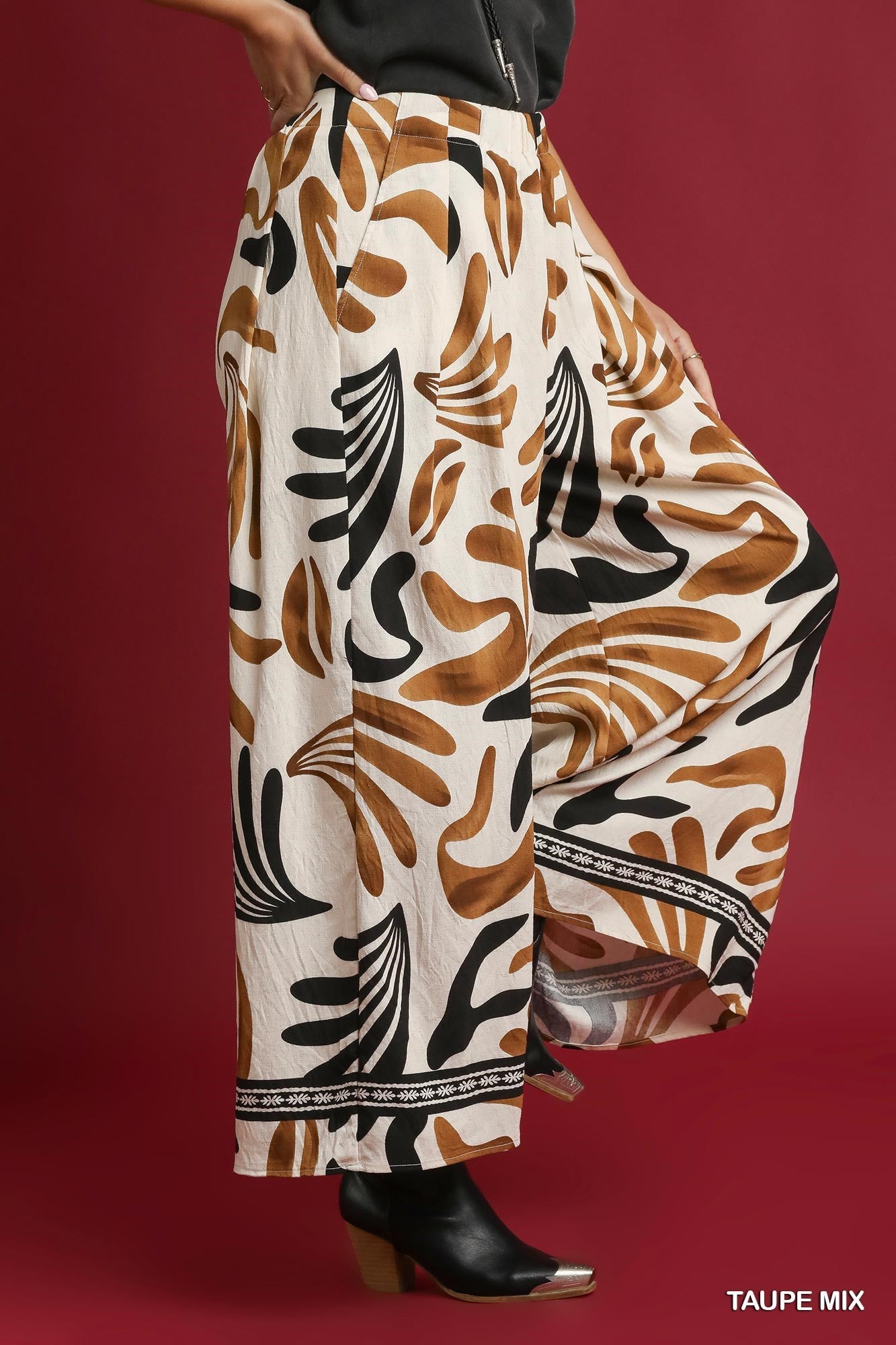 Umgee Mix Tropical Leaf Print Wide Leg Pants in Taupe Mix-Bottoms-Umgee-Deja Nu Boutique, Women's Fashion Boutique in Lampasas, Texas