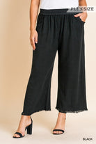 Umgee Plus Size Black Linen Blend Wide Leg Pants with Frayed Hem-Curvy/Plus Pants-Umgee-Deja Nu Boutique, Women's Fashion Boutique in Lampasas, Texas