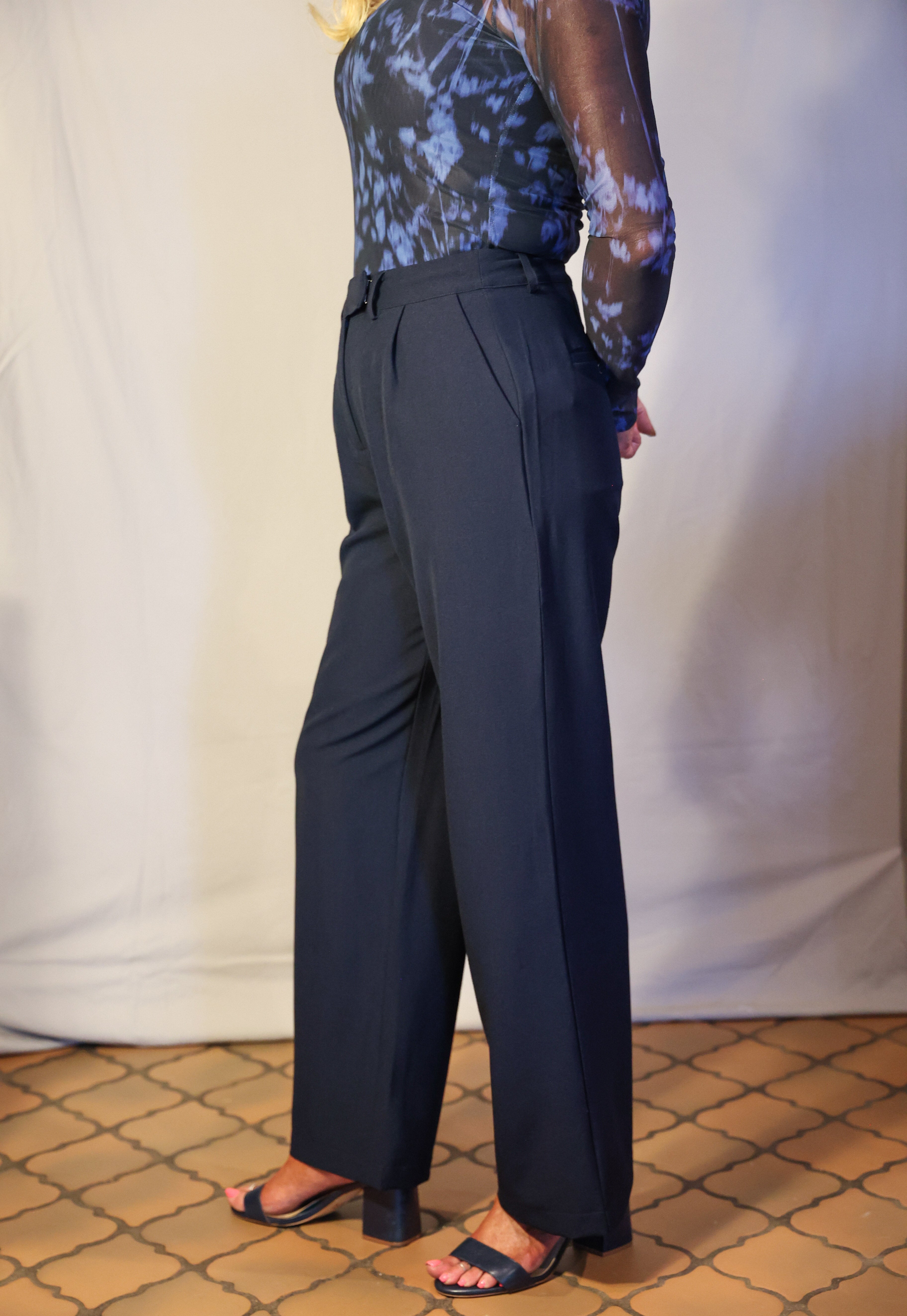 Wild Pony Navy Crepe Trouser-Pants-Wild Pony-Deja Nu Boutique, Women's Fashion Boutique in Lampasas, Texas