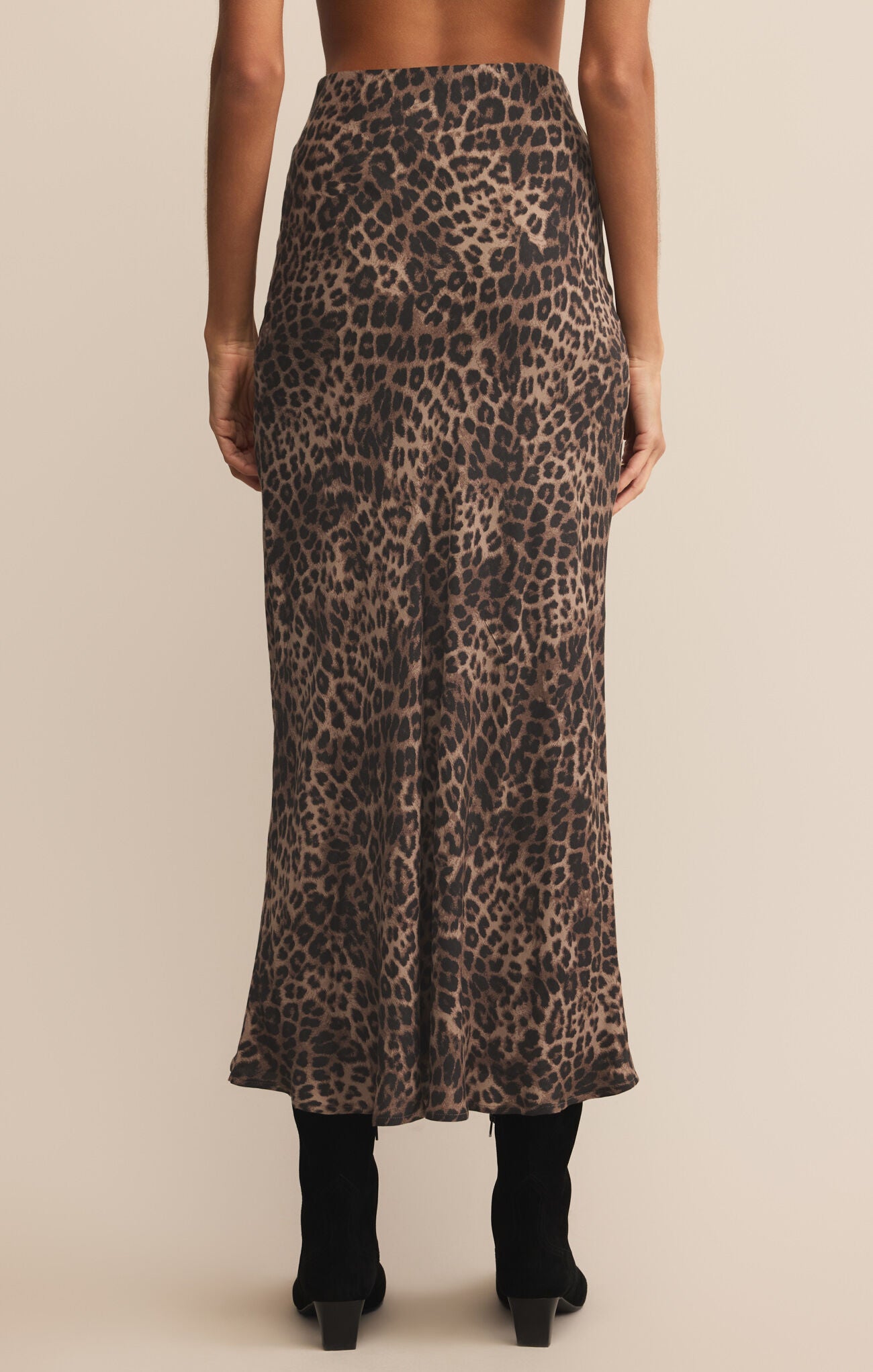 Z Supply Izabel Leopard Skirt in Desert Tan An Effortlessly Chic Animal Print Maxi-skirts-Z Supply-Deja Nu Boutique, Women's Fashion Boutique in Lampasas, Texas