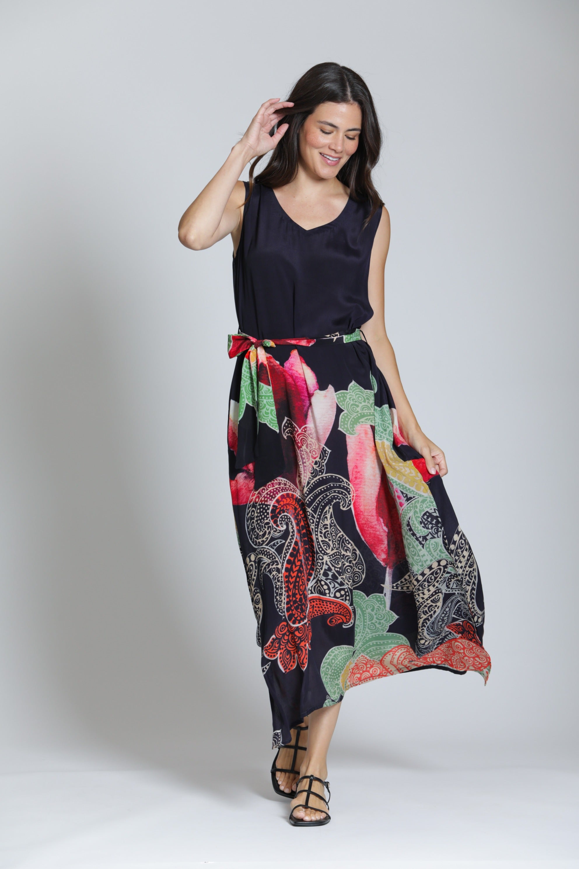 APNY V Neck Tank Long Dress in Red Multi-Tops-APNY-Deja Nu Boutique, Women's Fashion Boutique in Lampasas, Texas