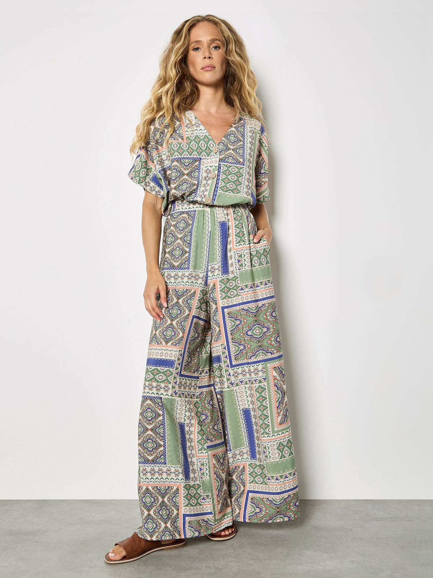 Apricot Folk Patchwork Wide Leg Trousers – Stone-trousers-Apricot-Deja Nu Boutique, Women's Fashion Boutique in Lampasas, Texas