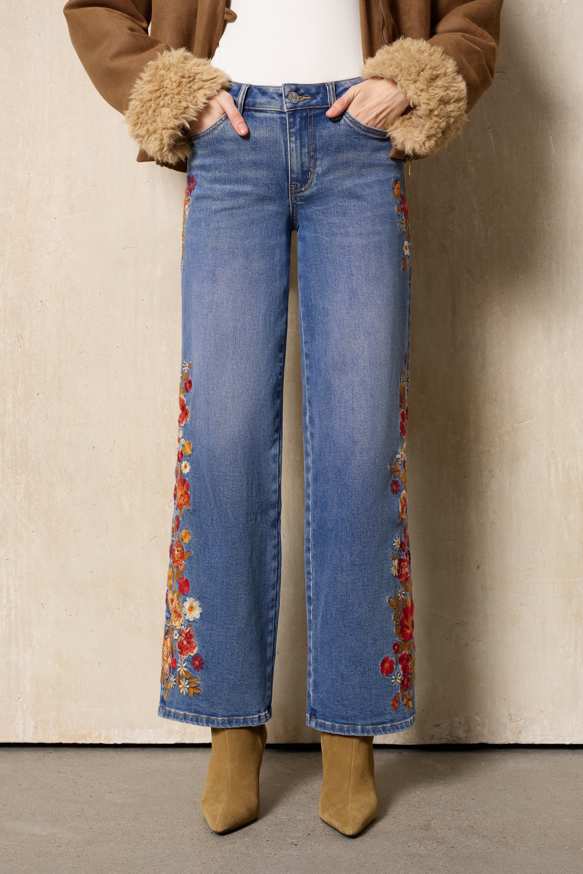 Bayeas New York Autumn Tassel Embroidered Wide Leg Jeans-Jeans-Bayeas-Deja Nu Boutique, Women's Fashion Boutique in Lampasas, Texas