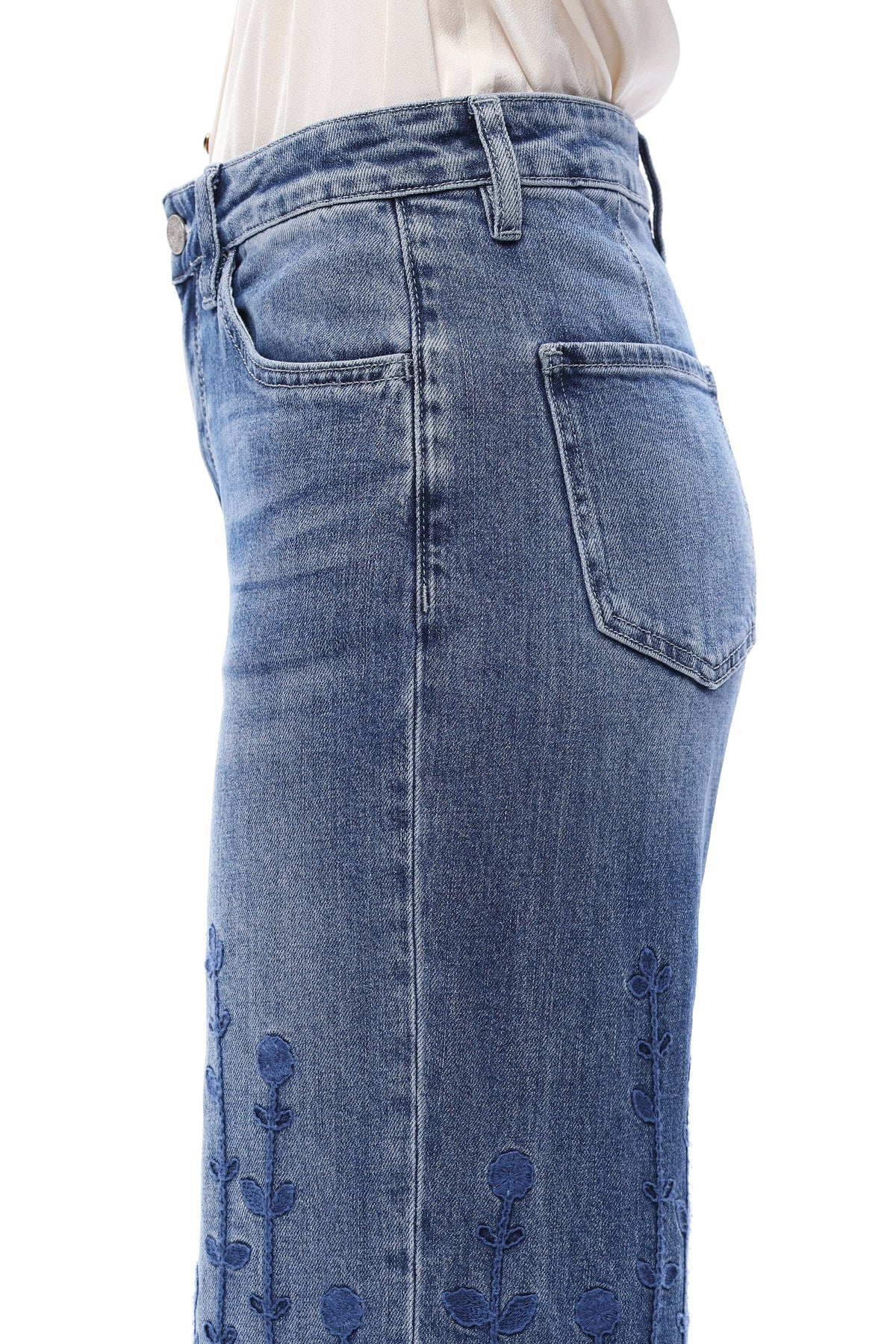 Bayeas High Rise Embroidered Wide Leg Jeans in Medium Blue-Jeans-Bayeas-Deja Nu Boutique, Women's Fashion Boutique in Lampasas, Texas