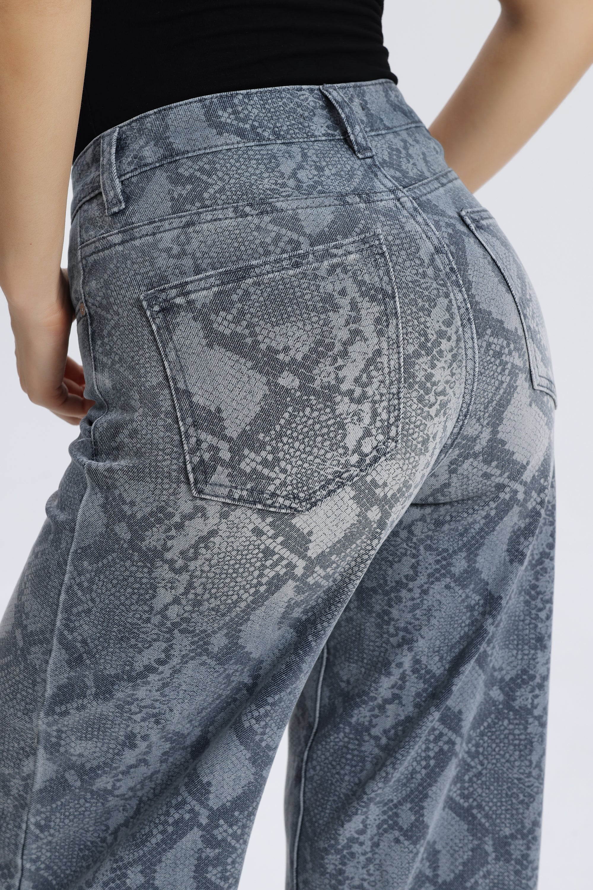 Bayeas New York Snake Print High Rise Wide Leg Jeans in Shade-Jeans-Bayeas-Deja Nu Boutique, Women's Fashion Boutique in Lampasas, Texas