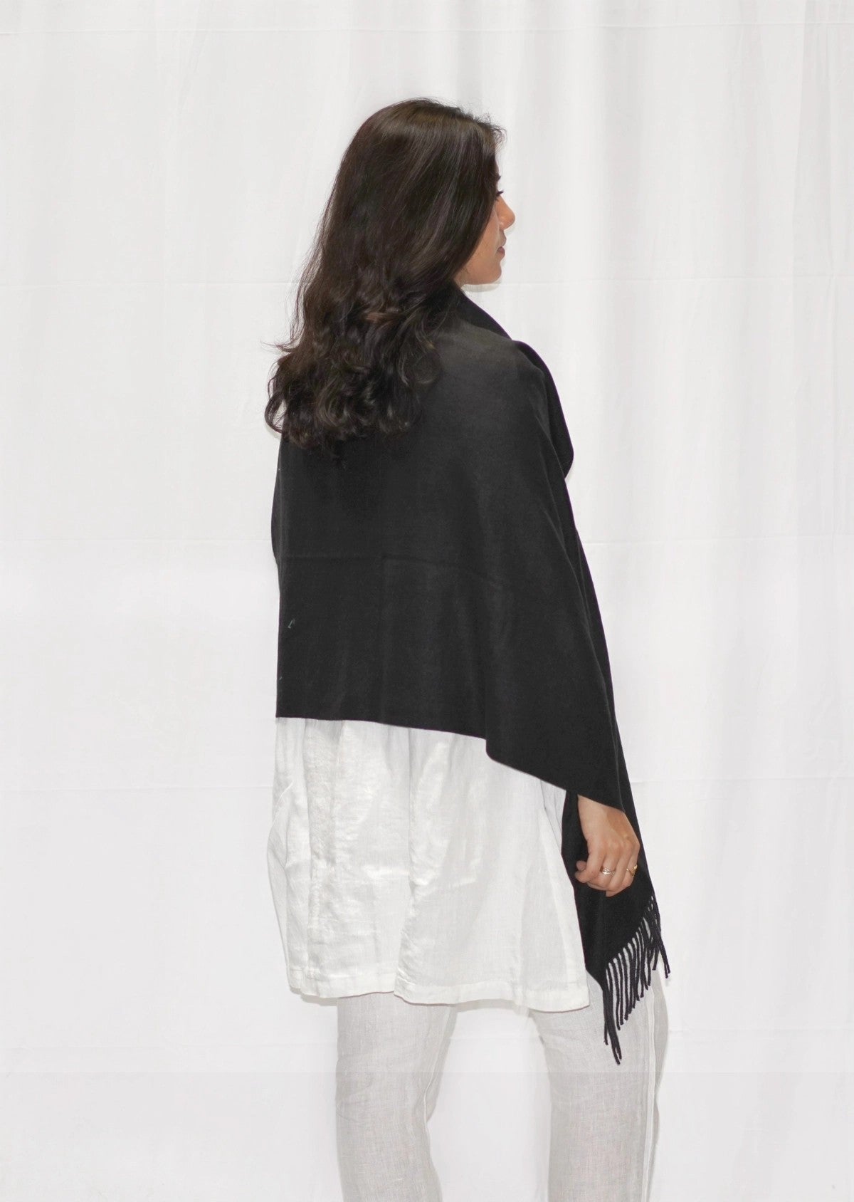 Dolma Cozy Cashmere Blend Stole in Black-Scarf-Dolma-Deja Nu Boutique, Women's Fashion Boutique in Lampasas, Texas