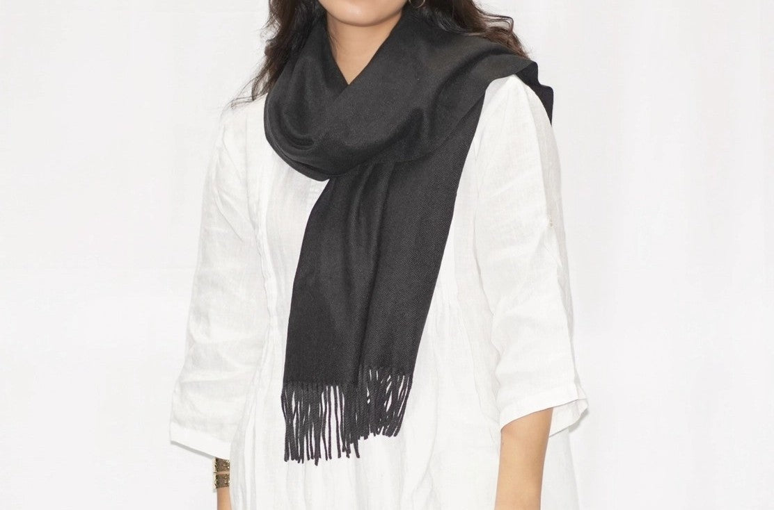 Dolma Cozy Cashmere Blend Stole in Black-Scarf-Dolma-Deja Nu Boutique, Women's Fashion Boutique in Lampasas, Texas