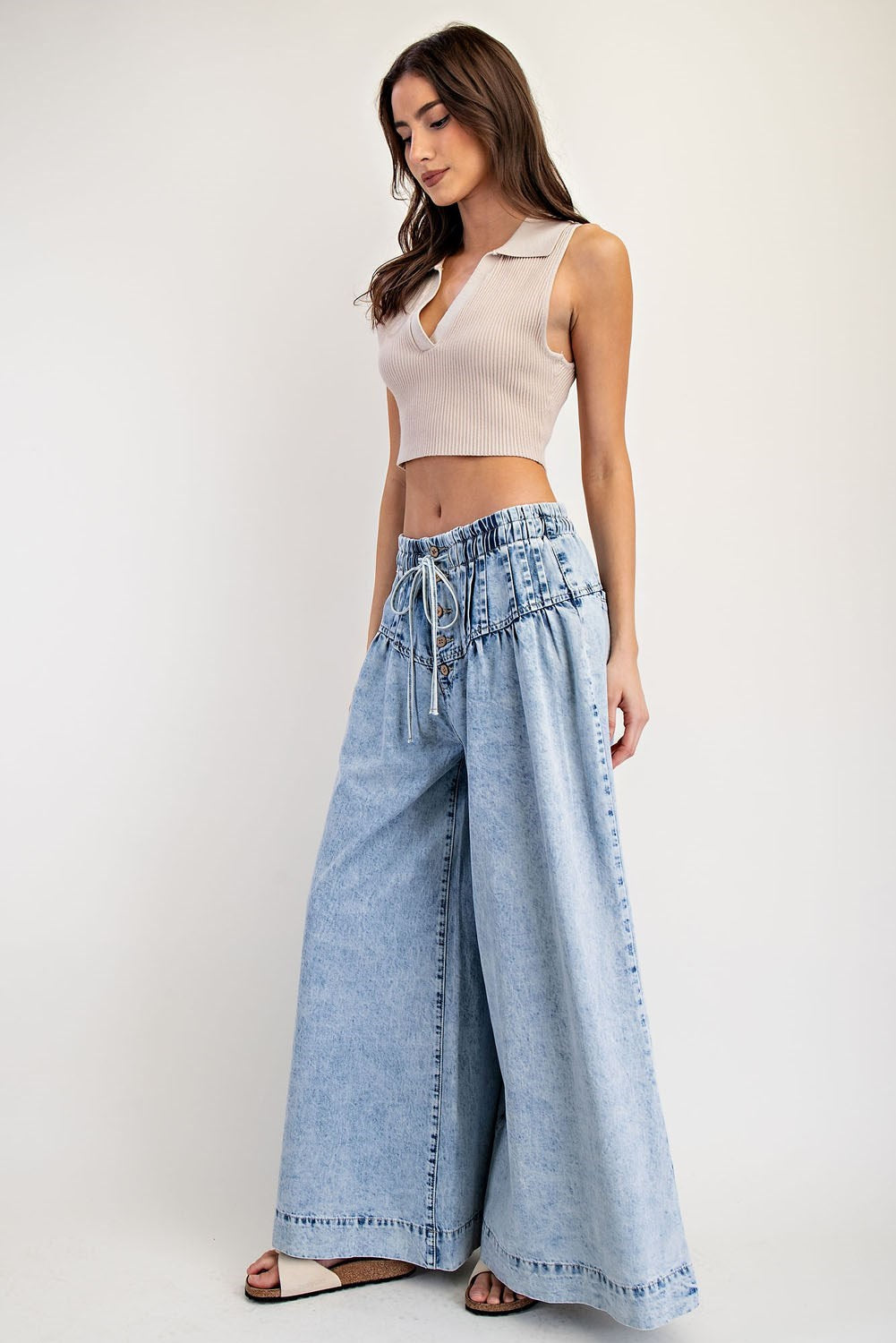 ee:some Mineral-Washed Wide Leg Denim Pants – Light Wash-Jeans-ee:some-Deja Nu Boutique, Women's Fashion Boutique in Lampasas, Texas