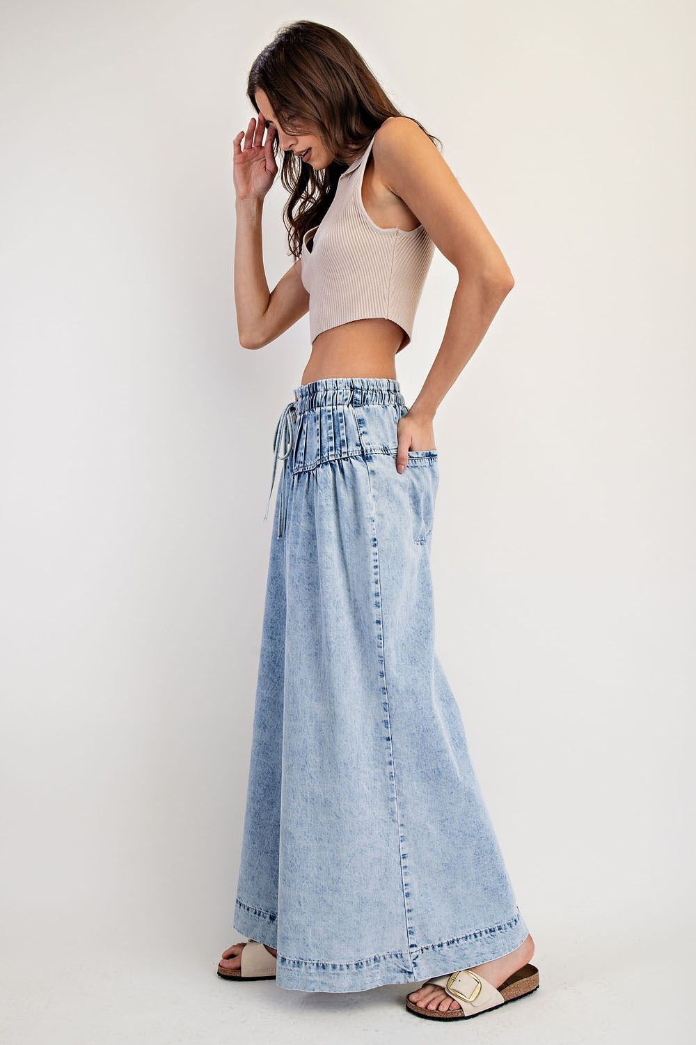ee:some Mineral-Washed Wide Leg Denim Pants – Light Wash-Jeans-ee:some-Deja Nu Boutique, Women's Fashion Boutique in Lampasas, Texas
