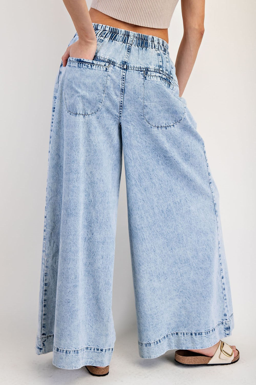 ee:some Mineral-Washed Wide Leg Denim Pants – Light Wash-Jeans-ee:some-Deja Nu Boutique, Women's Fashion Boutique in Lampasas, Texas