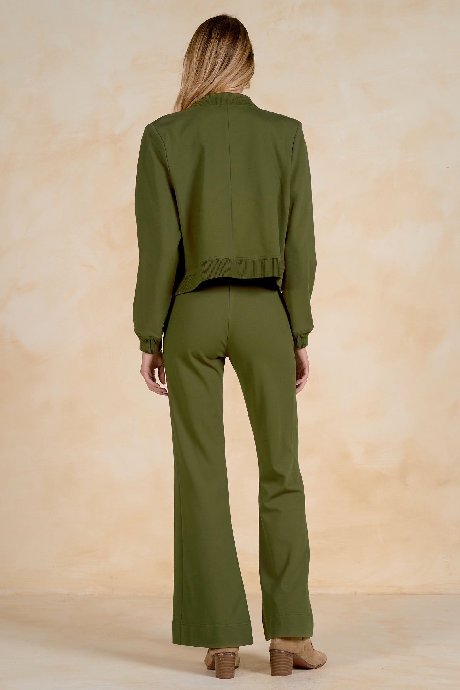 Elan Olive Utility Jacket-Jackets-elan-Deja Nu Boutique, Women's Fashion Boutique in Lampasas, Texas