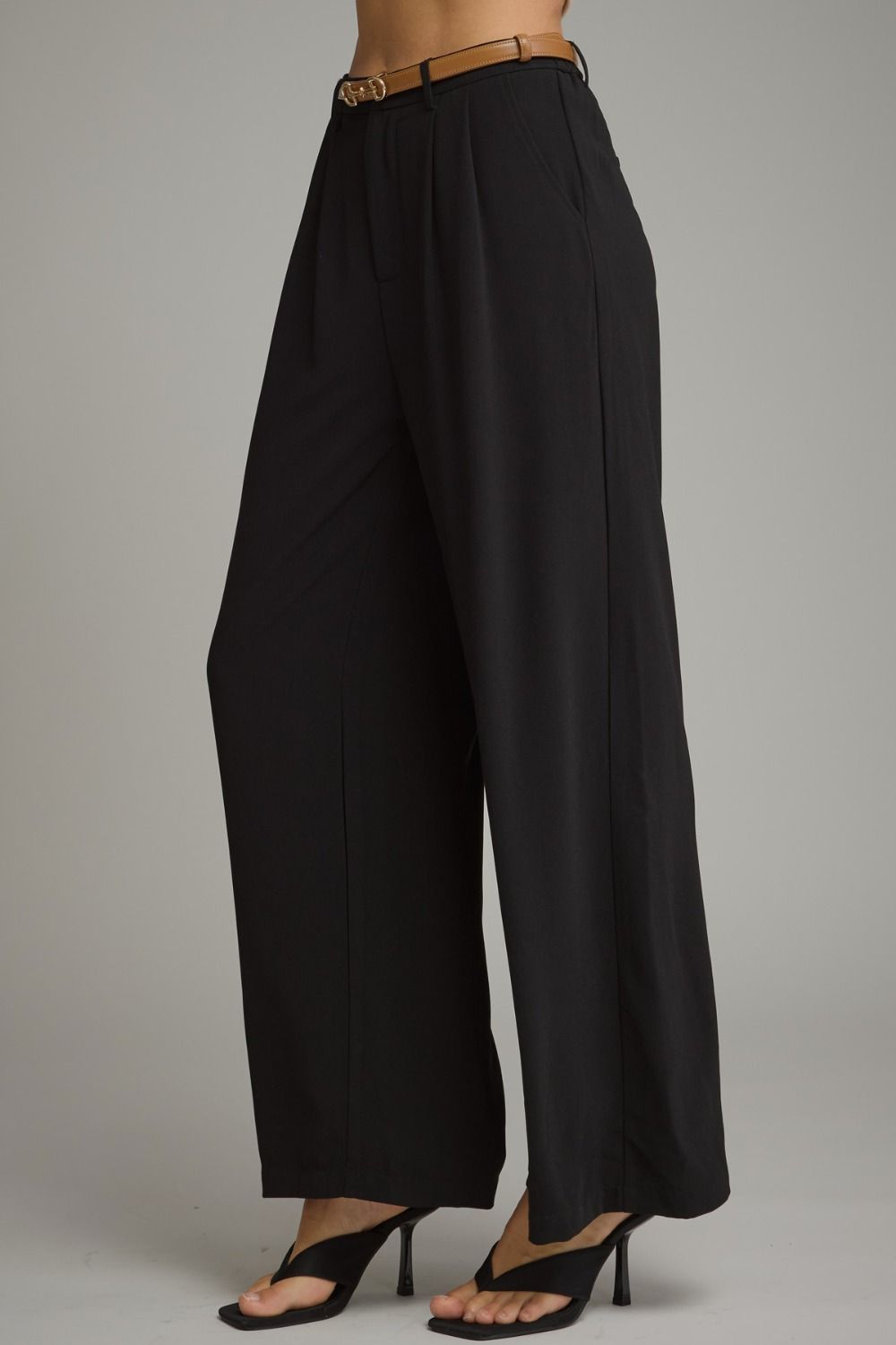 Entro Black Pleated Wide Leg Pants-trousers-Entro-Deja Nu Boutique, Women's Fashion Boutique in Lampasas, Texas