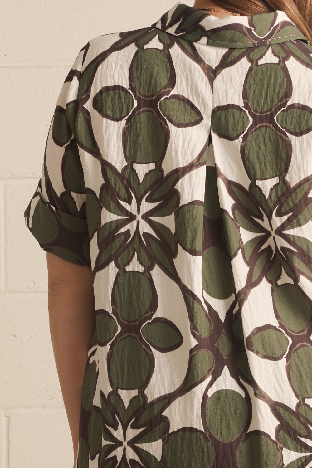Entro Olive Abstract Print Midi Shirt Dress-Curvy/Plus Dresses-entro-Deja Nu Boutique, Women's Fashion Boutique in Lampasas, Texas