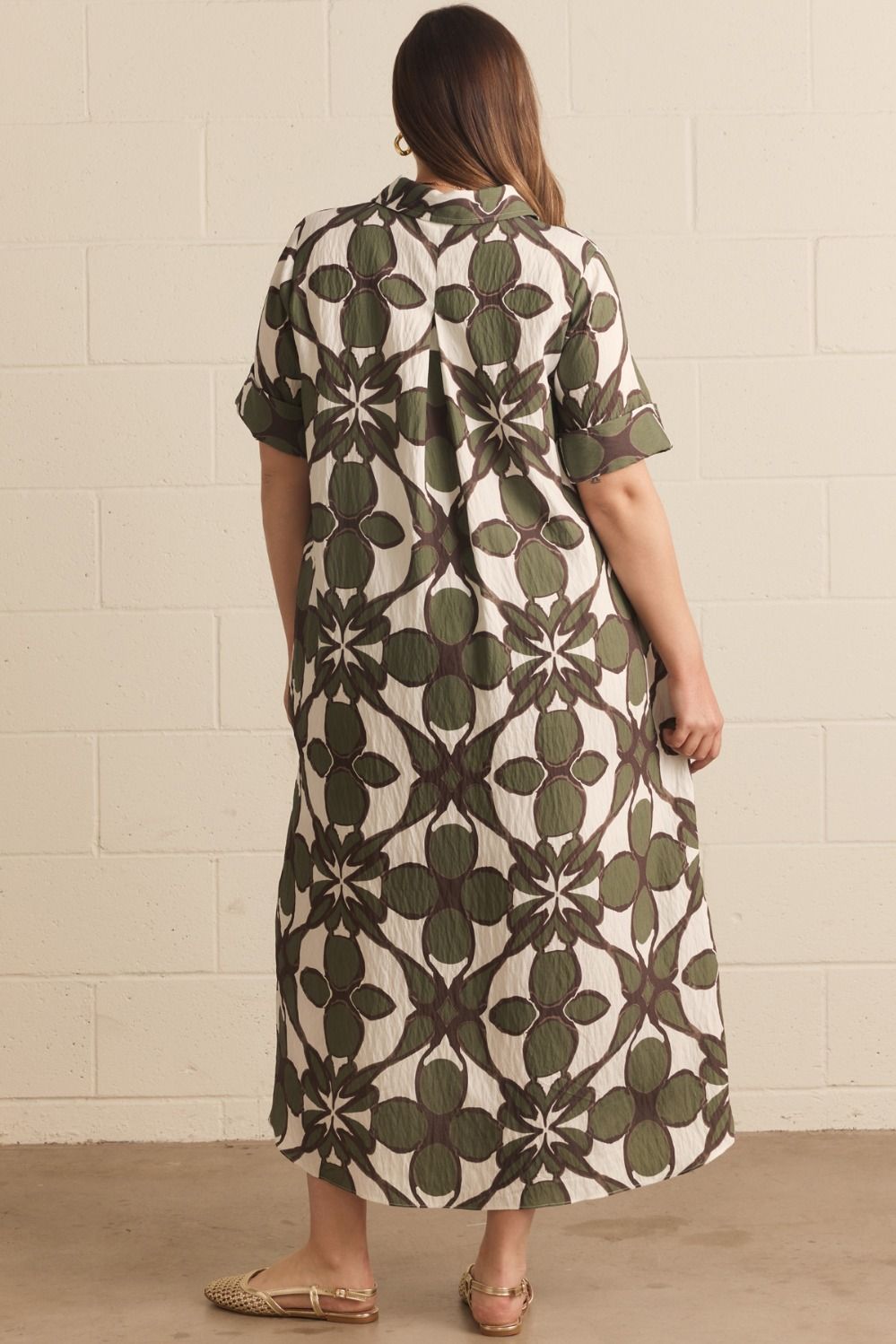 Entro Olive Abstract Print Midi Shirt Dress-Curvy/Plus Dresses-entro-Deja Nu Boutique, Women's Fashion Boutique in Lampasas, Texas