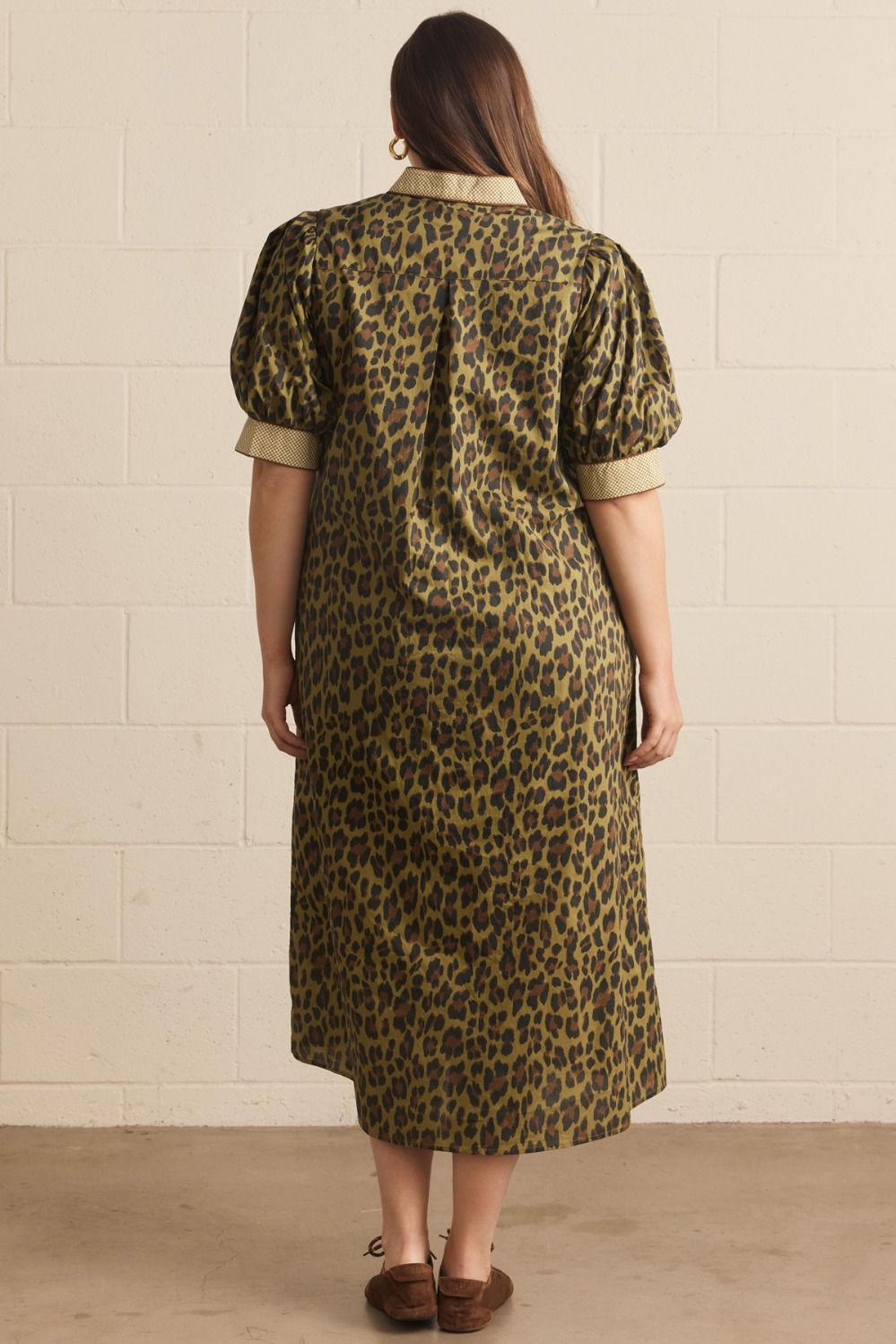 Entro Plus Olive Leopard Print Puff Sleeve Midi Dress-Curvy/Plus Dresses-Entro-Deja Nu Boutique, Women's Fashion Boutique in Lampasas, Texas