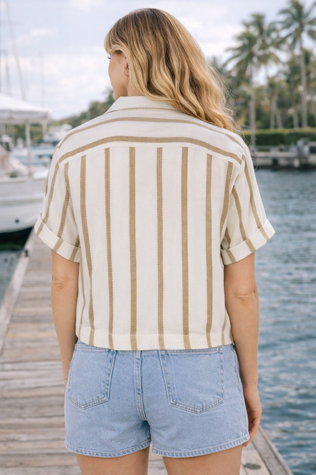 Kut from the Kloth Katie High Rise Linen Shorts – Sand-Shorts-Kut from the Kloth-Deja Nu Boutique, Women's Fashion Boutique in Lampasas, Texas