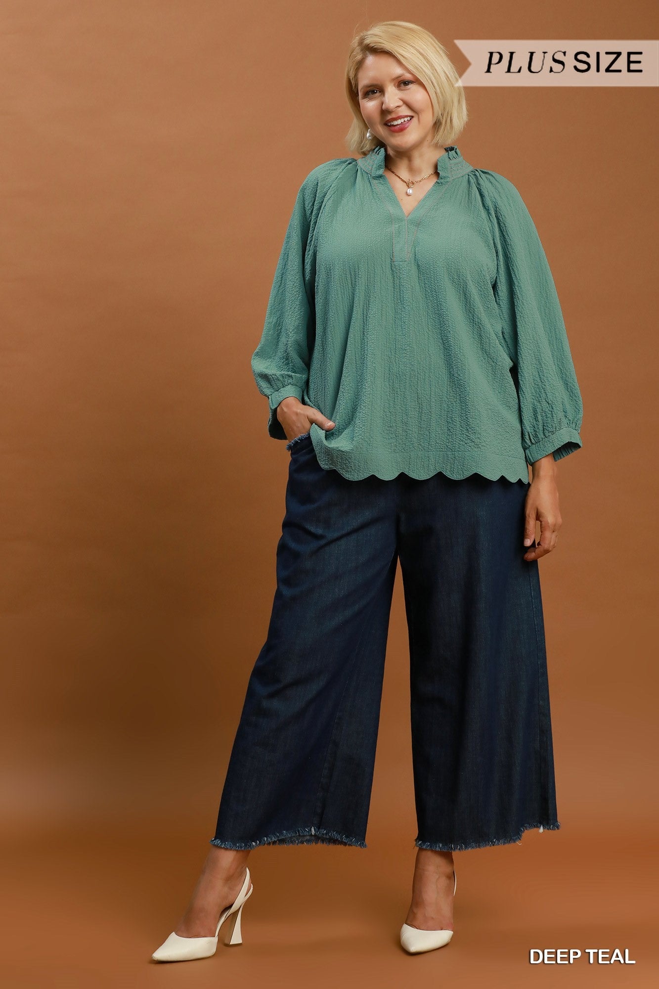 Umgee Deep Teal Scallop Hem Balloon Sleeve Plus Size Blouse-Curvy/Plus Blouses-umgee-Deja Nu Boutique, Women's Fashion Boutique in Lampasas, Texas