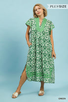 Umgee Plus Green Abstract Two Tone Print Midi Dress-Curvy/Plus Dresses-Umgee-Deja Nu Boutique, Women's Fashion Boutique in Lampasas, Texas