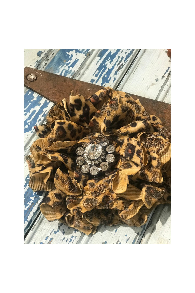 A Rare Bird Vintage Velvet Leopard Flower Slide-Tee Shirt Clips-A Rare Bird-Deja Nu Boutique, Women's Fashion Boutique in Lampasas, Texas