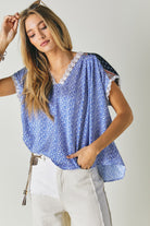 Davi And Dani Printed Lace V Neck Short Sleeve Loose Top - Two Colors-Short Sleeves-Davi and Dani-Deja Nu Boutique, Women's Fashion Boutique in Lampasas, Texas