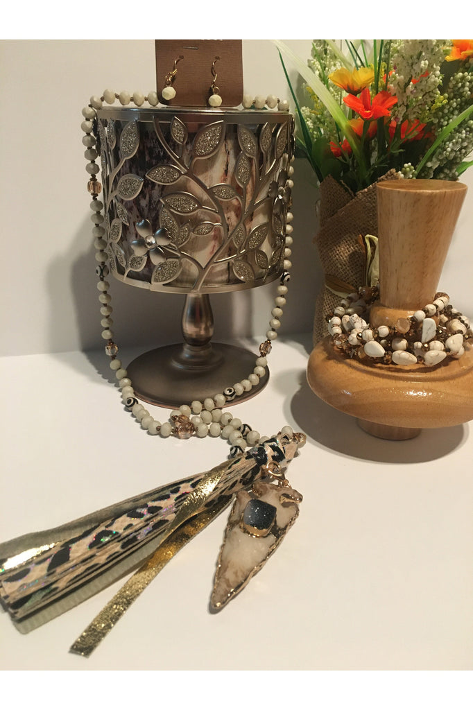 Emma White Natural Stone Arrowhead And Tassel Necklace-Necklaces-Emma-Deja Nu Boutique, Women's Fashion Boutique in Lampasas, Texas