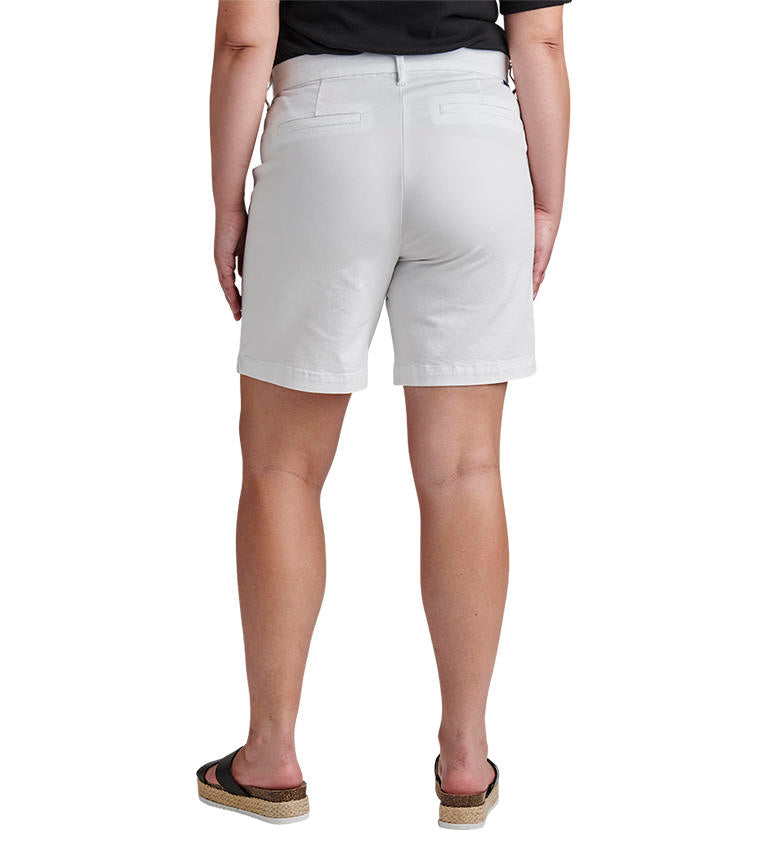 Jag 8 Mid Rise Pull-On Twill Short In White Plus-Curvy/Plus Bottoms-Jag-Deja Nu Boutique, Women's Fashion Boutique in Lampasas, Texas